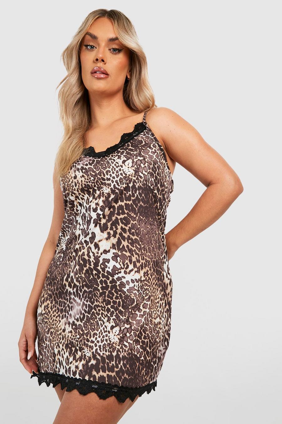 Camicia da notte Plus Size con stampa leopardata, Brown image number 1