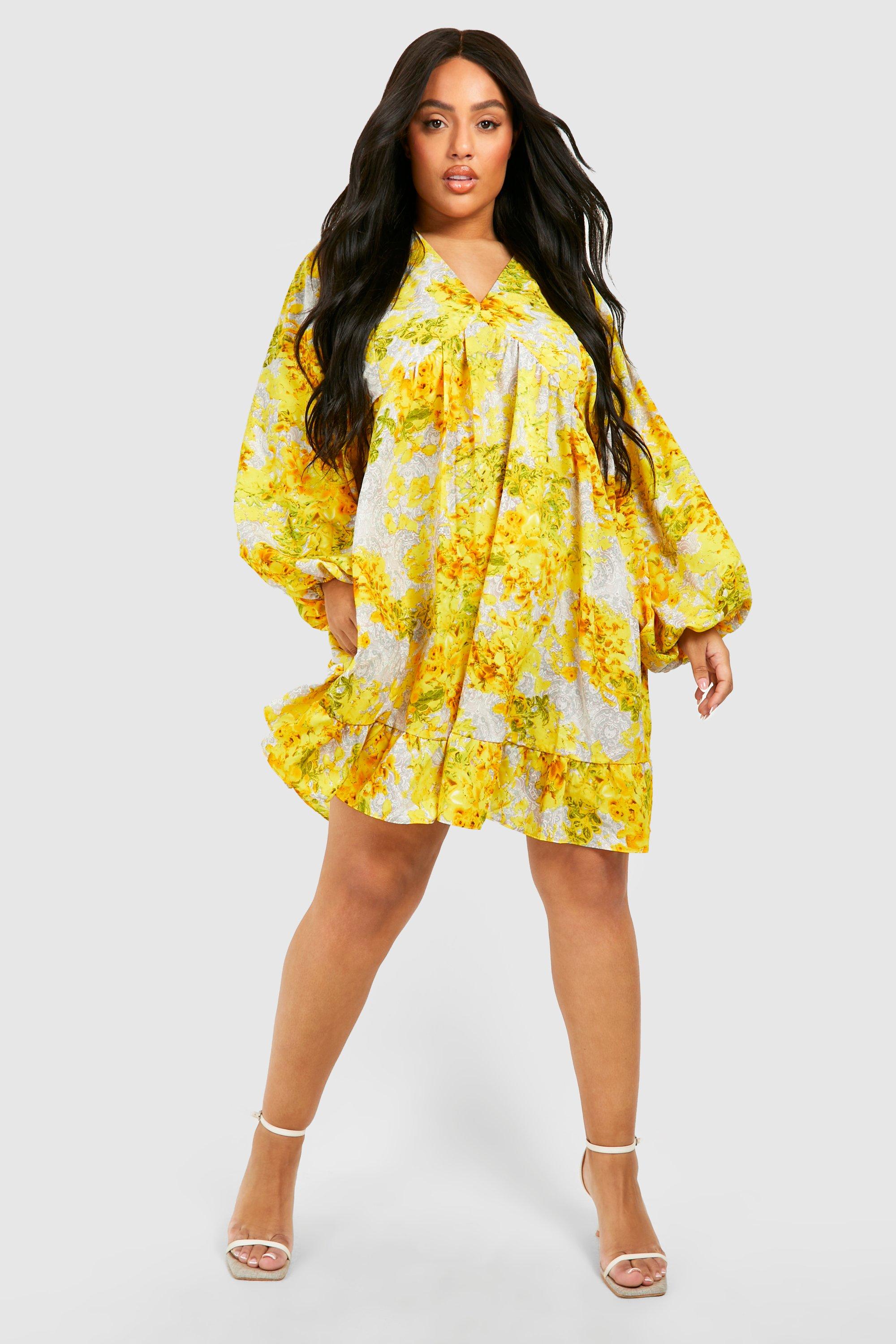 Boohoo plus best sale floral dress