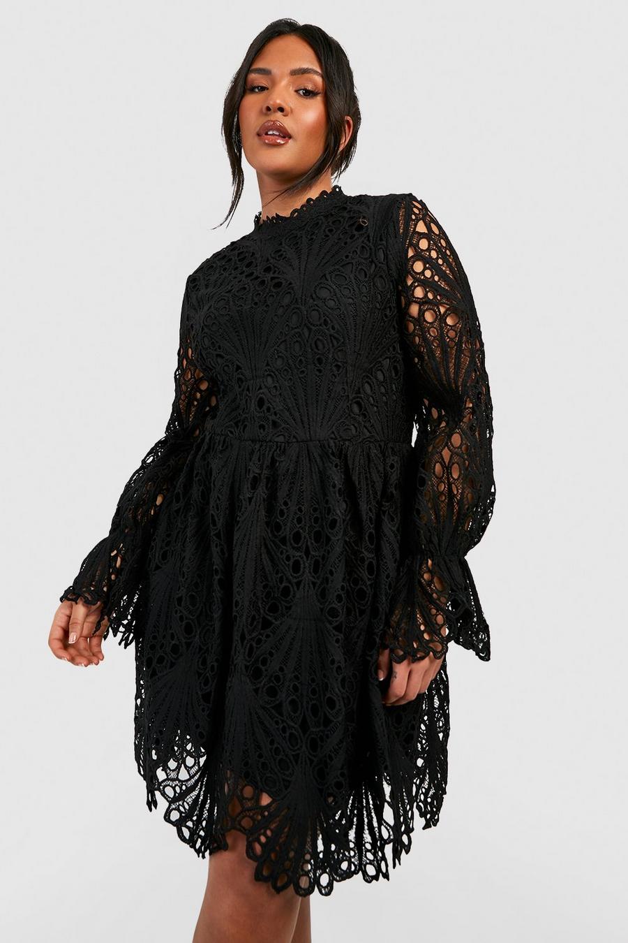 Black Plus Flared Sleeve Lace Skater Dress