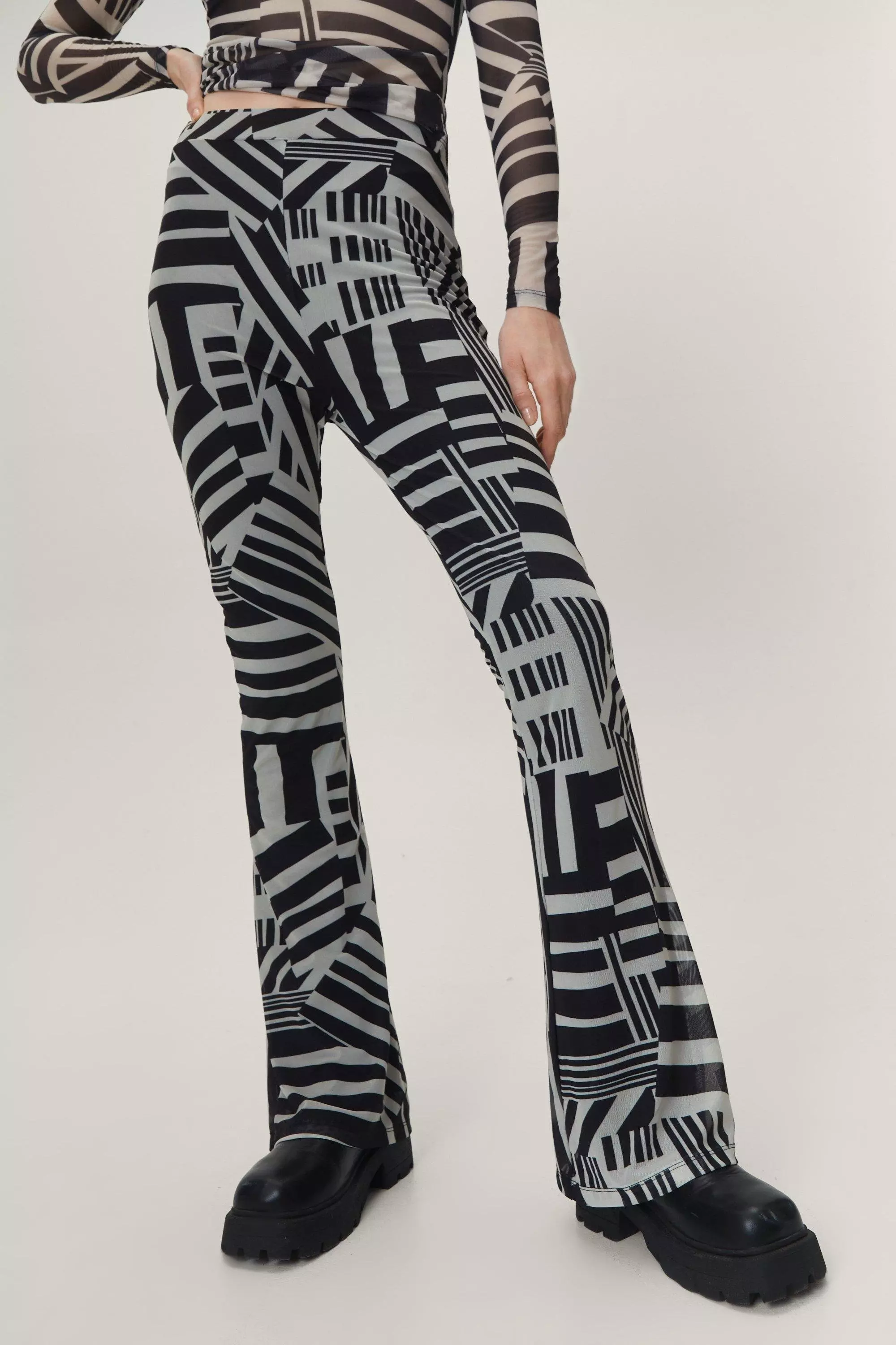 Black Geometric Print Fit And Flare Mesh Pants alternative image