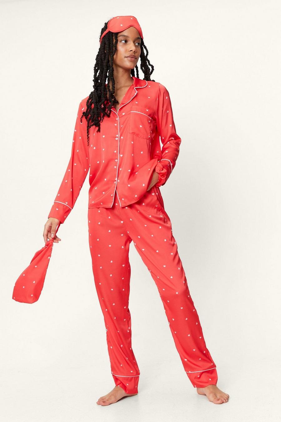 Pijama Petite de 6 piezas con estampado de corazones, Red image number 1