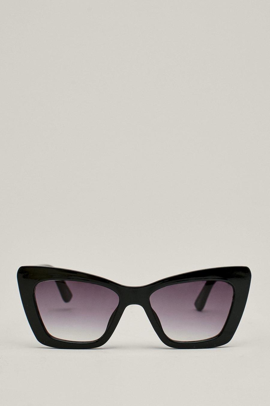 Black Chunky Cat Eye Sunglasses image number 1