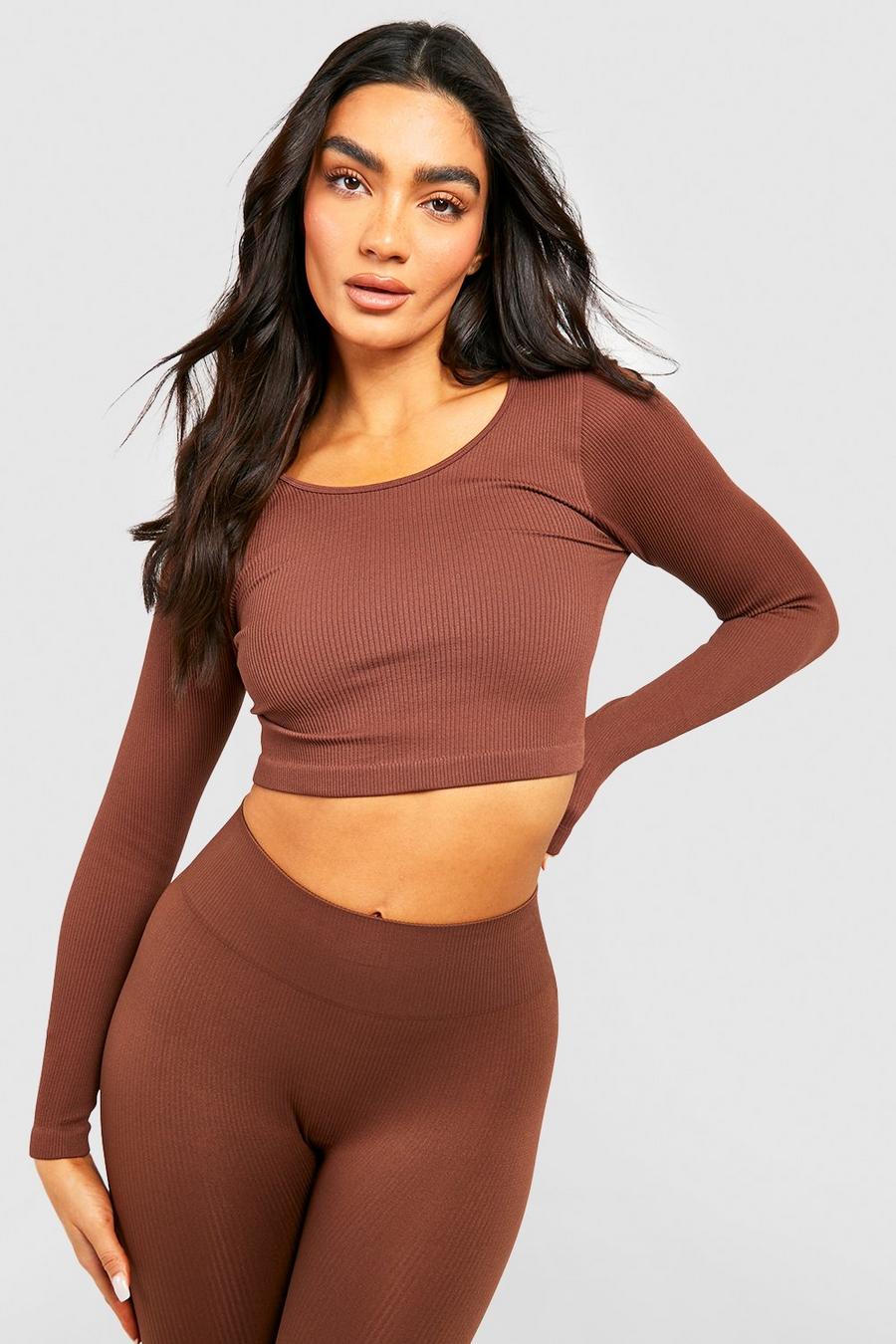 Chocolate Seamless Contour Ribbed Round Neck Top image number 1