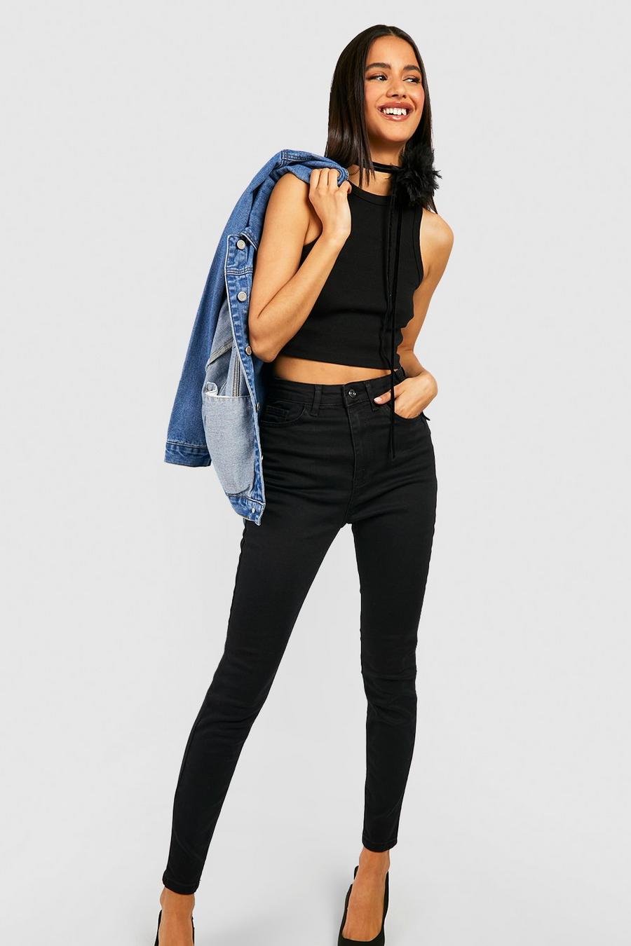 Jeans Skinny Fit neri a vita alta modellanti sul retro, Black image number 1