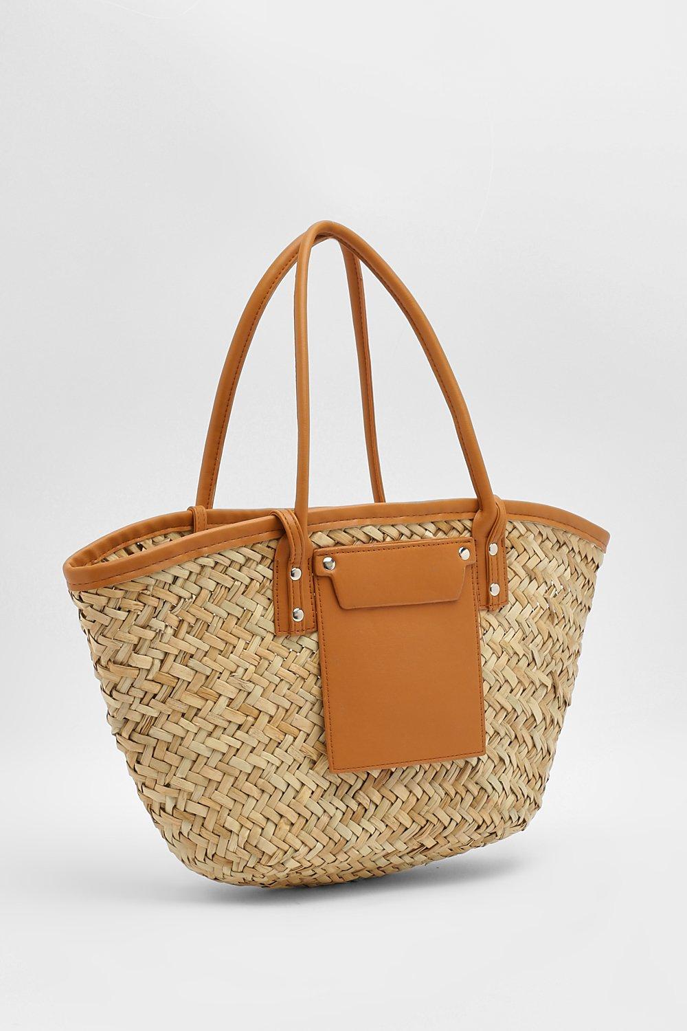 Beach tote hot sale with pockets