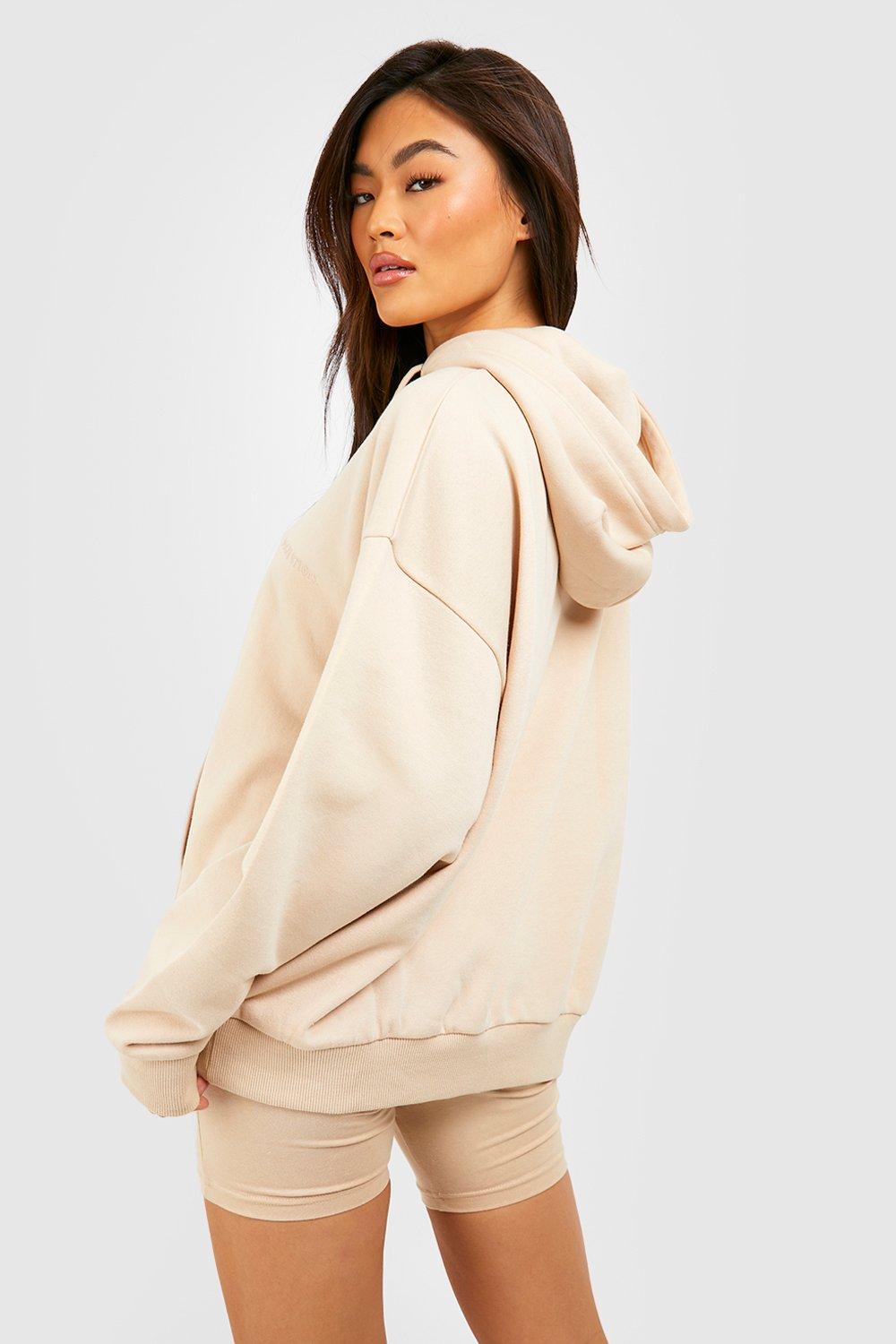 Ensemble avec sweat oversize et short cycliste