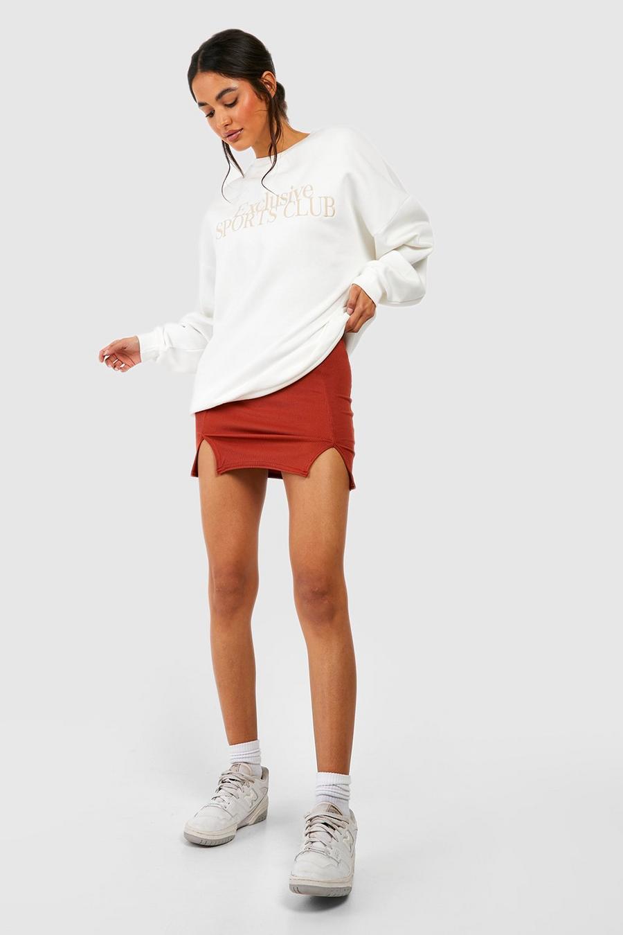 Rust חצאית מיני בייסיק ארוגה עם שסע בחזית image number 1