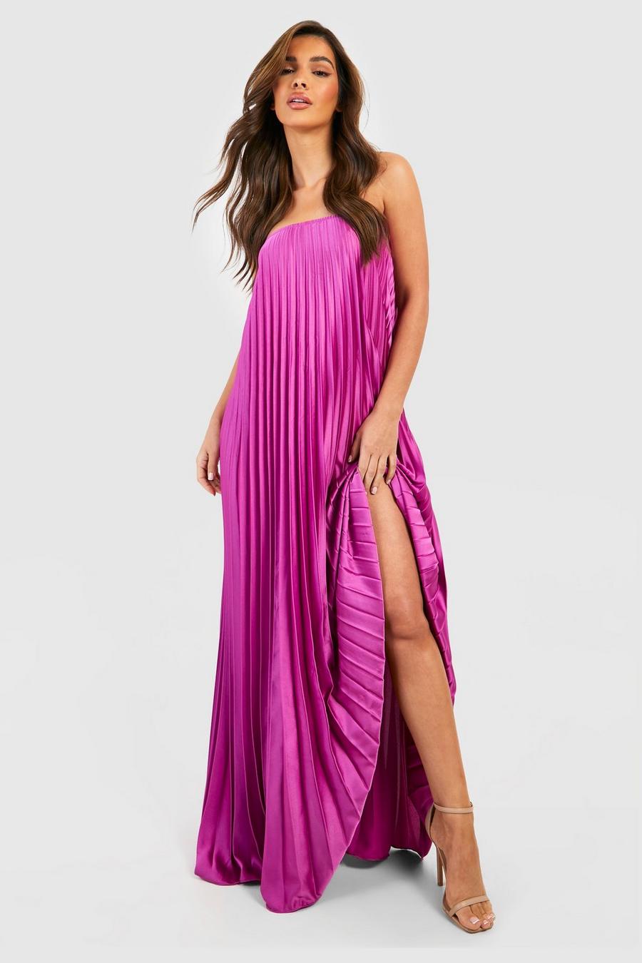 Purple Plisserad lång bandeau-klänning i satin image number 1