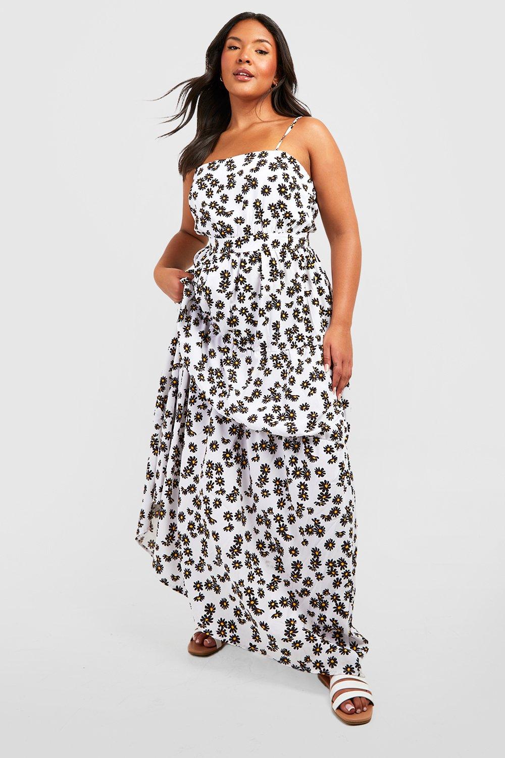 Plus Daisy Printed Tiered Maxi Dress boohoo UK