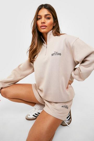 Dsgn Studio Pocket Slogan Half Zip Short Tracksuit taupe