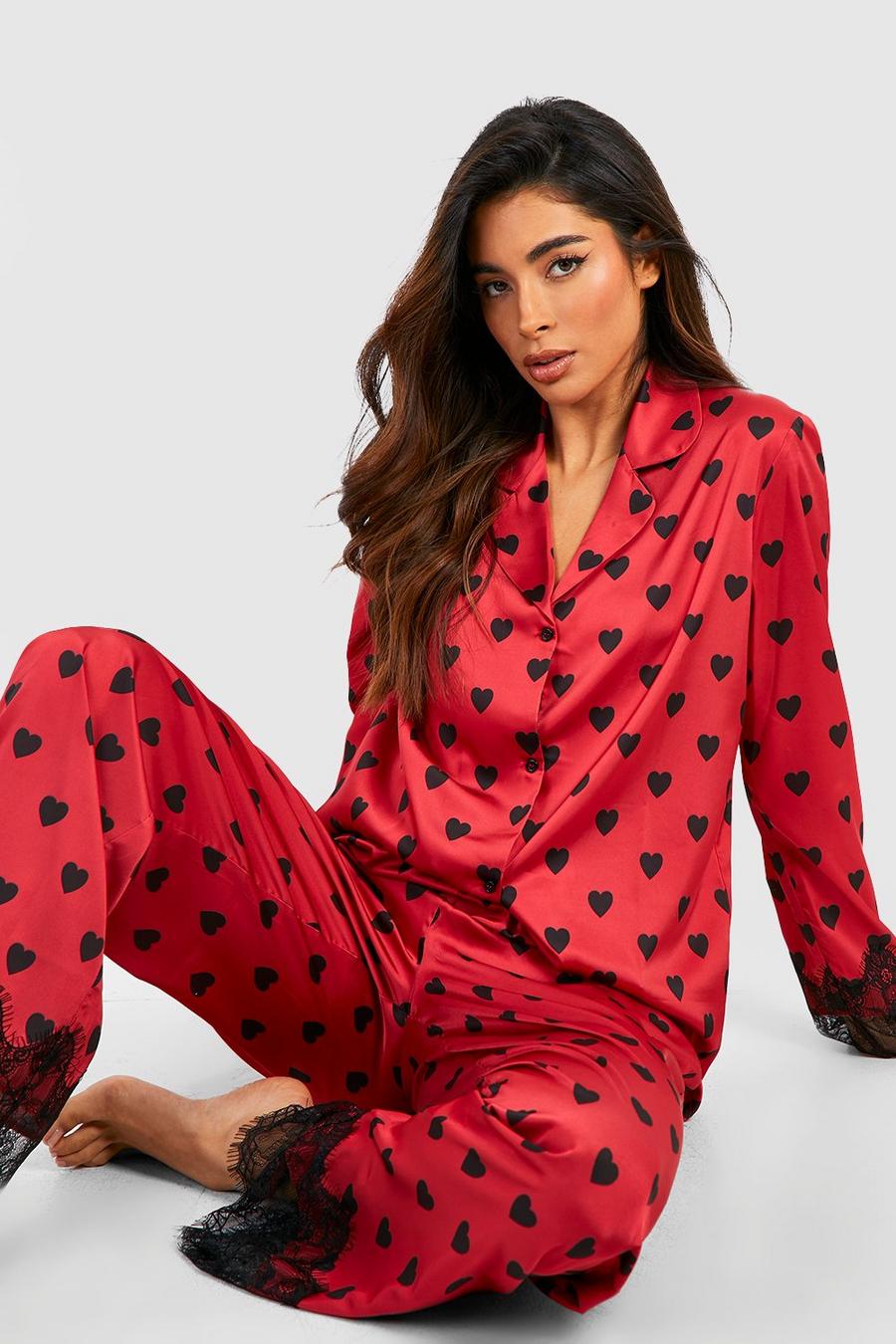 set pigiama di S. Valentino oversize in pizzo e raso a cuori con pantaloni lunghi, Red rosso image number 1