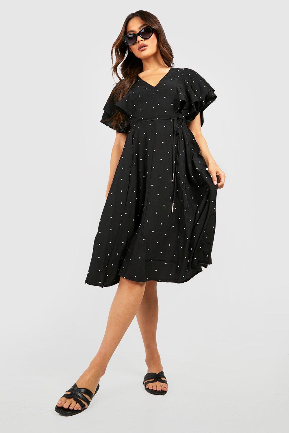 Boohoo wedding hot sale guest dress