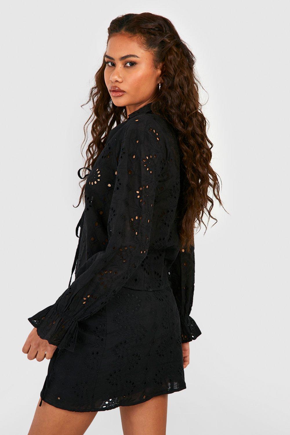 Short black 2024 eyelet skirt