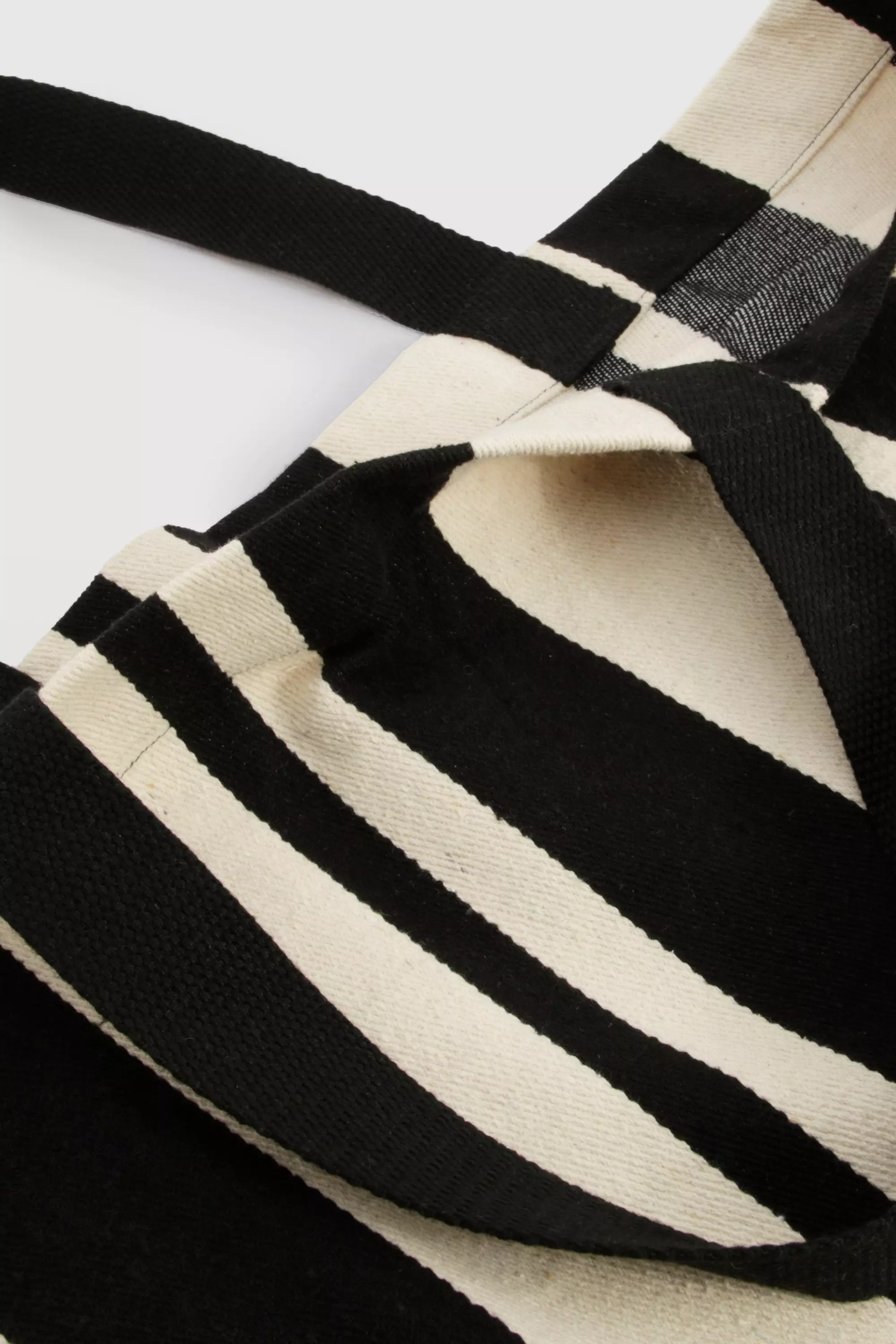 Stripe Canvas Beach Tote Bag alternative image