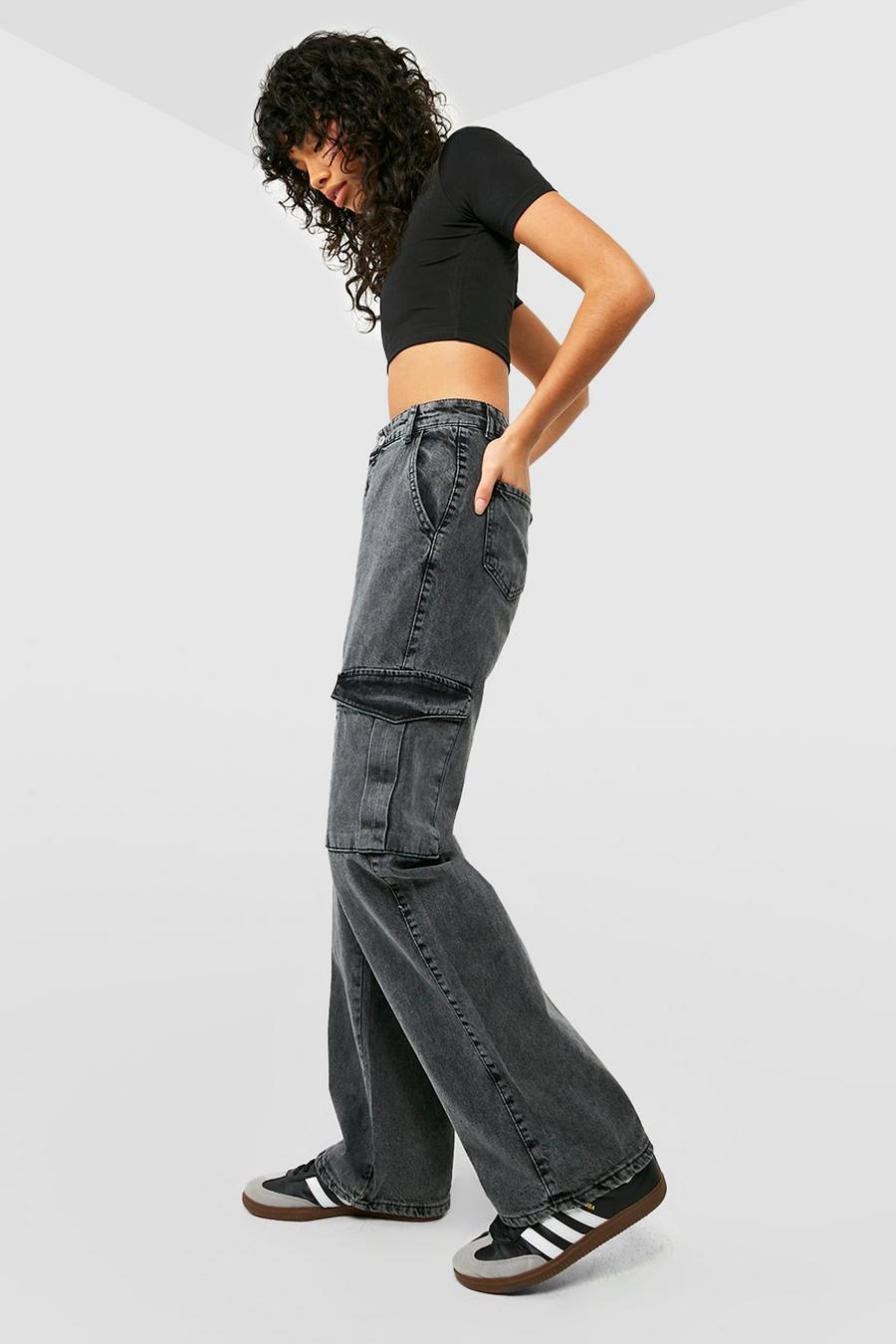 Washed black Mid Rise Washed Wide Leg Cargo Jeans image number 1