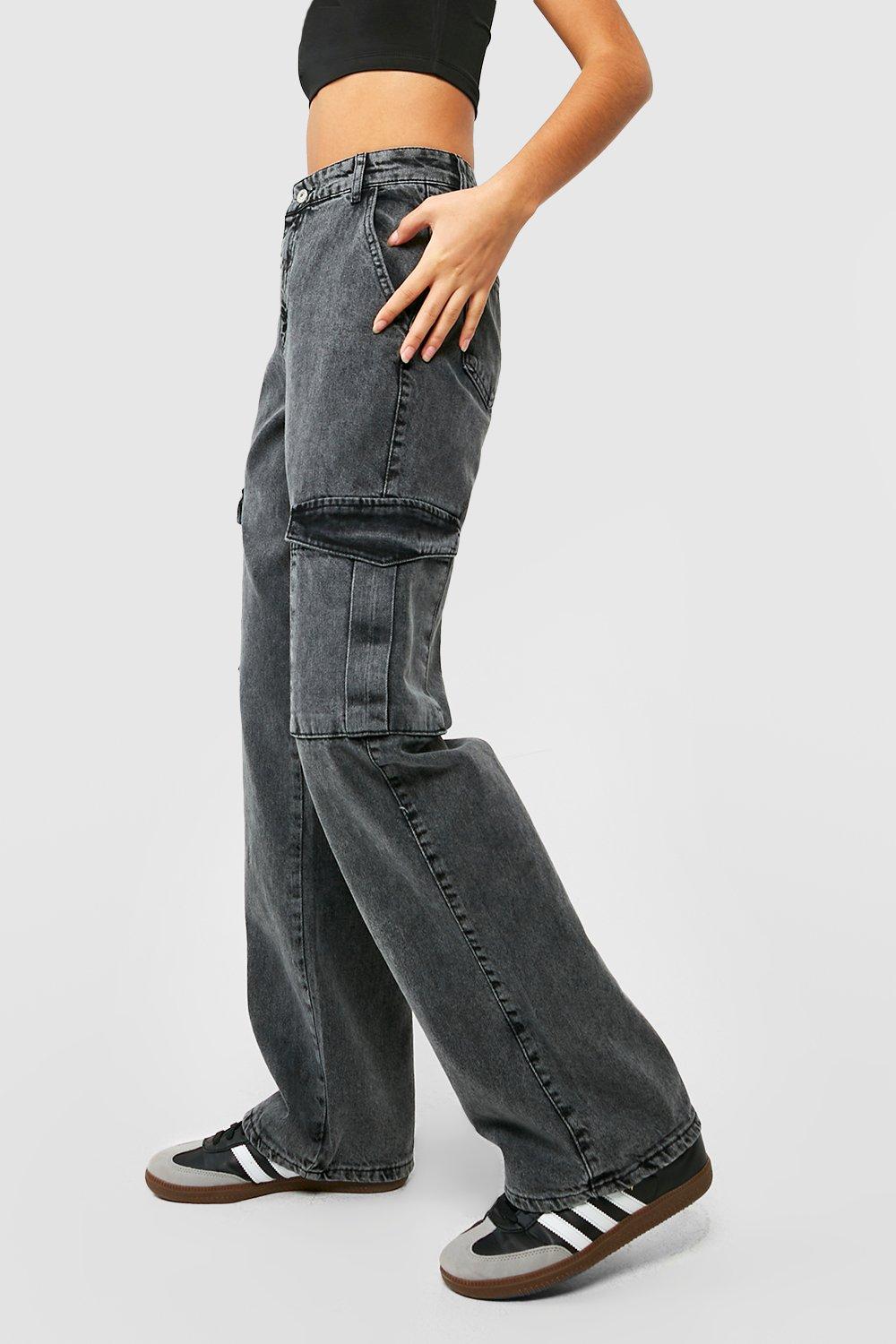Women's Mid Rise Washed Wide Leg Cargo Jeans | Boohoo UK