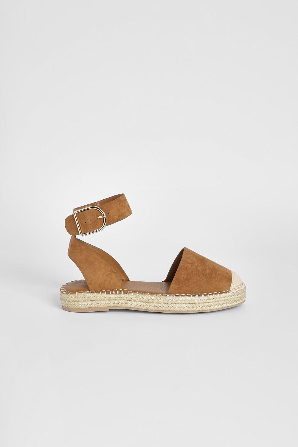 Closed Toe Buckle Detail Espadrilles