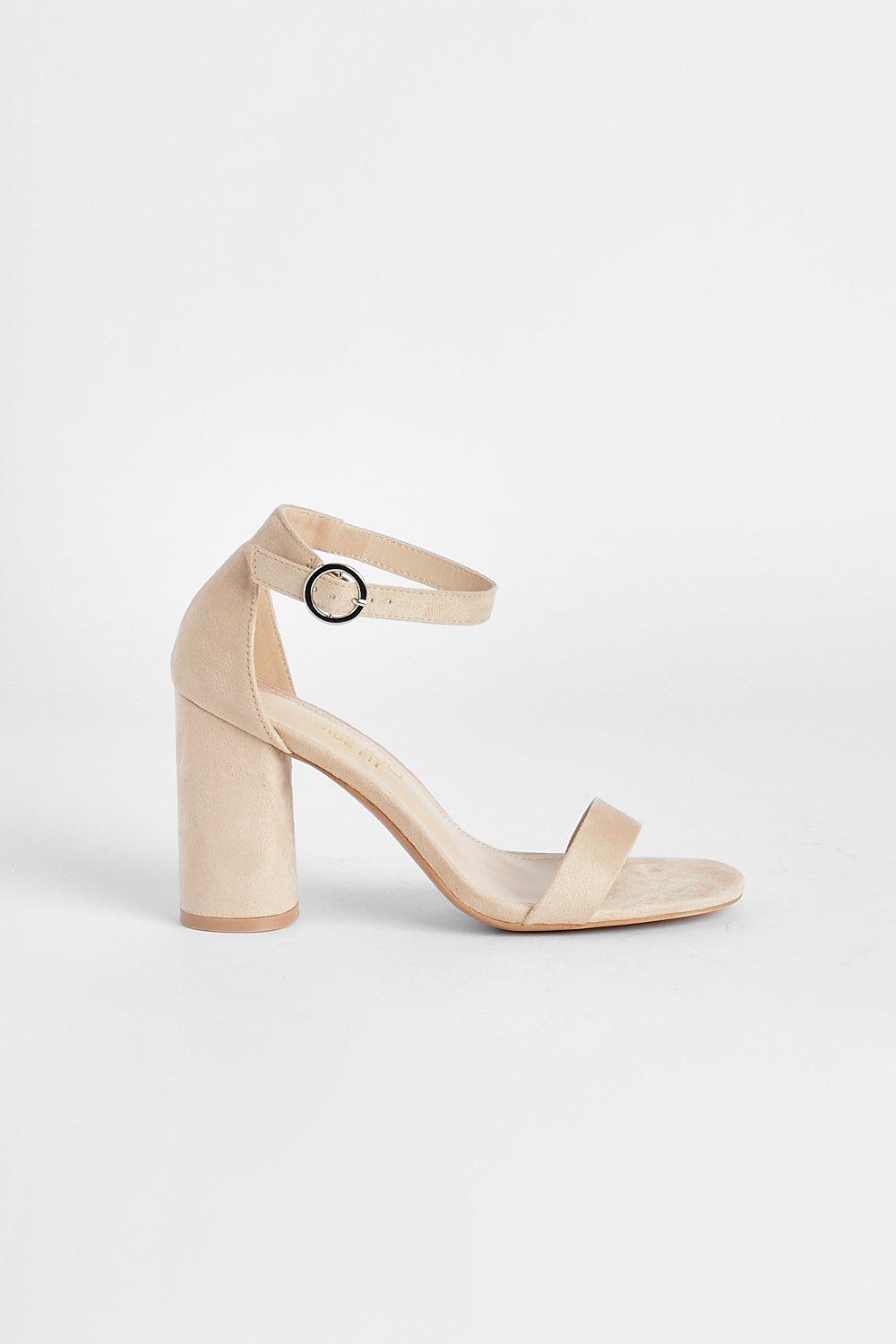 Nude hotsell heels boohoo