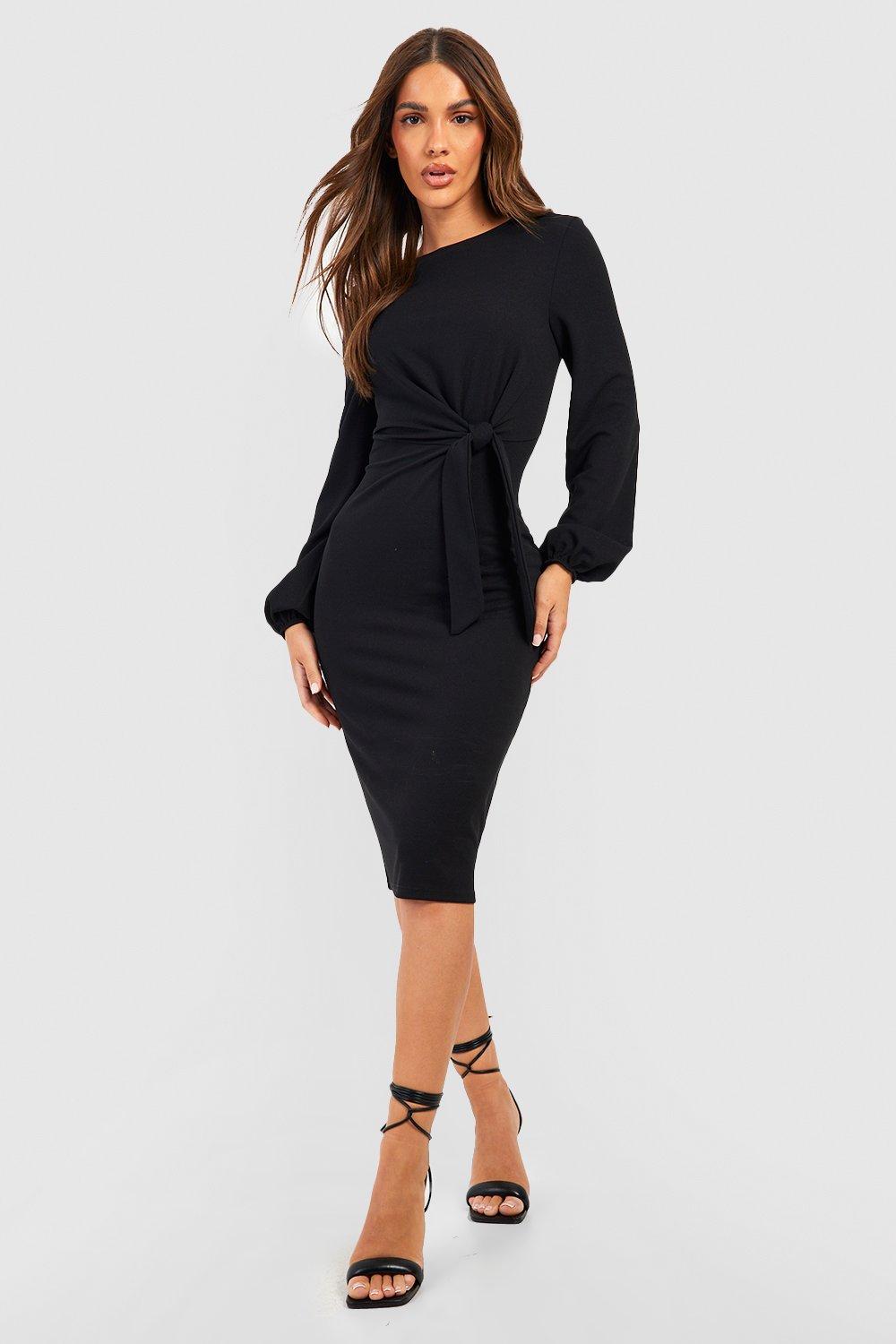 Robe mi-longue cintrée nouée à la taille