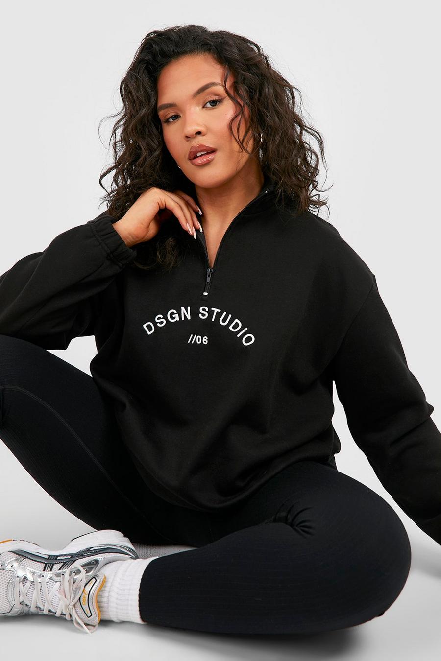 Black Plus Dsgn Studio Sweatshirt med kort dragkedja image number 1