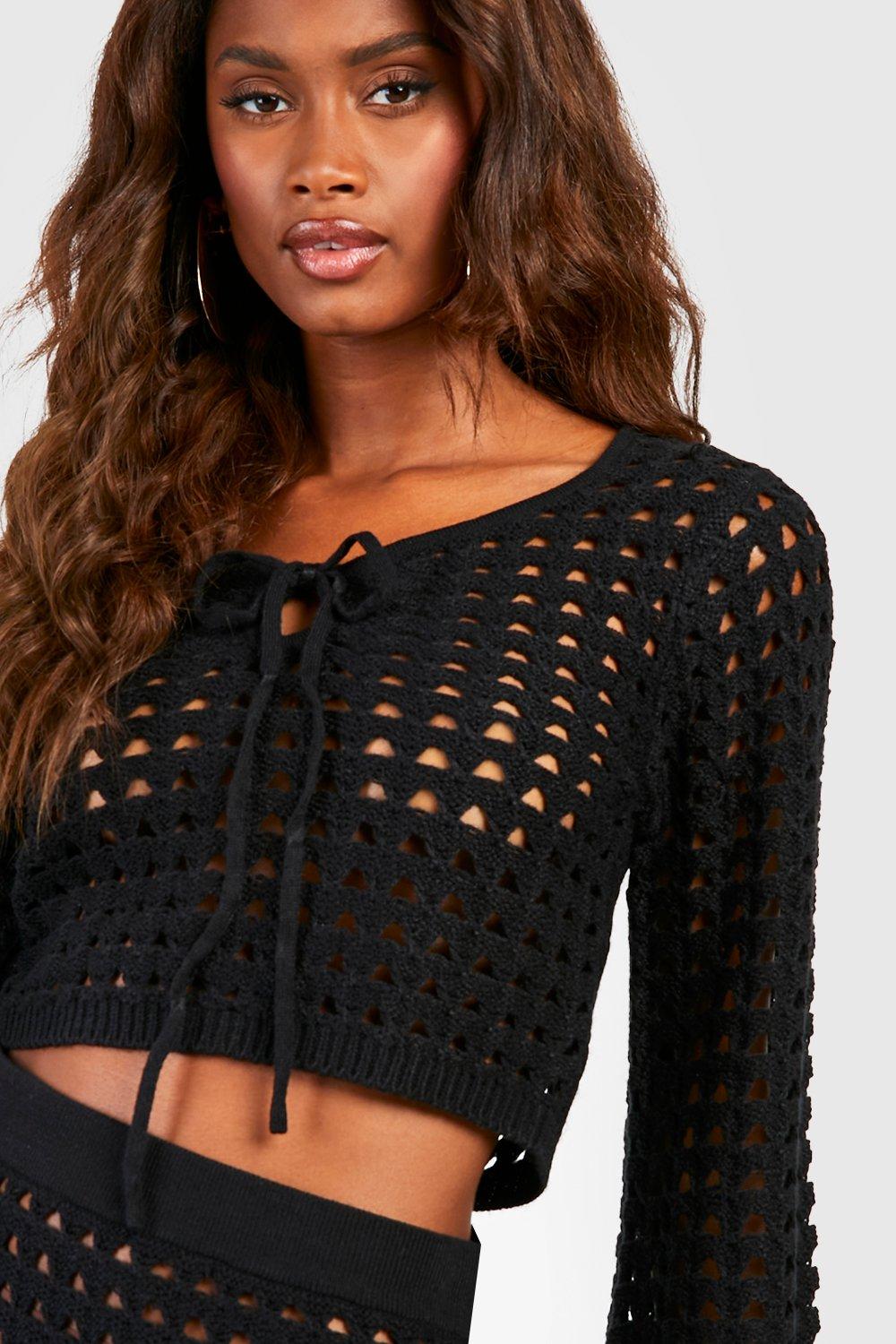 https://media.boohoo.com/i/boohoo/gzz50553_black_xl_3/female-black-crochet-lace-up-crop-top
