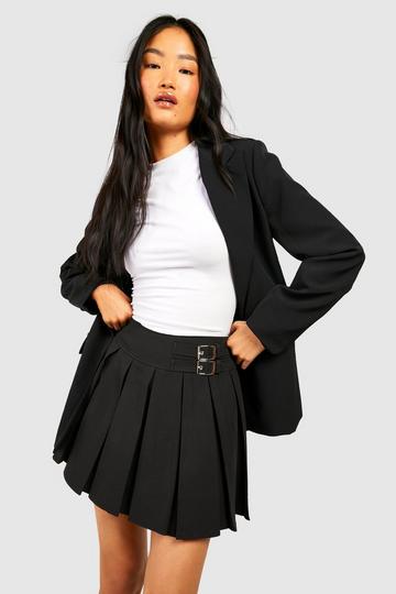 Black Pleated Buckle Detail Woven Tennis Skort