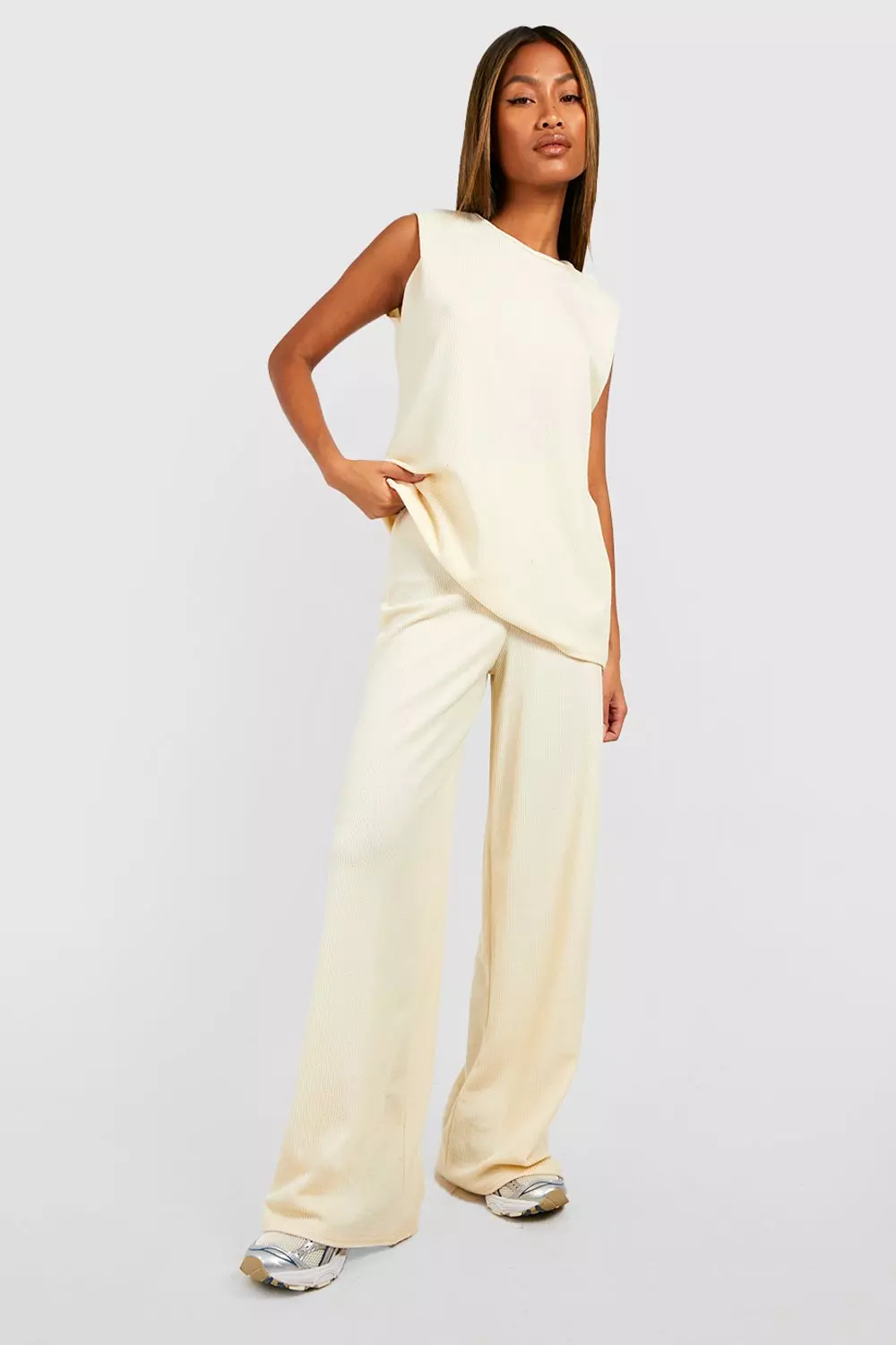 Ecru Crinkle Rib Shoulder Pad Relaxed Fit Top  alternative image