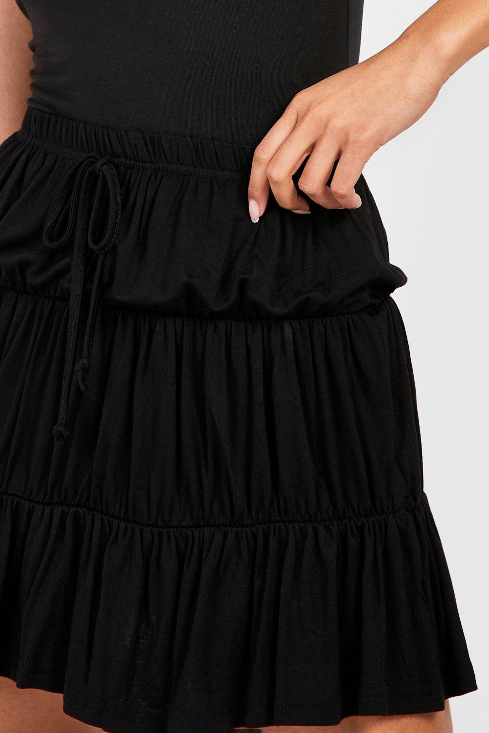 Short black tiered outlet skirt