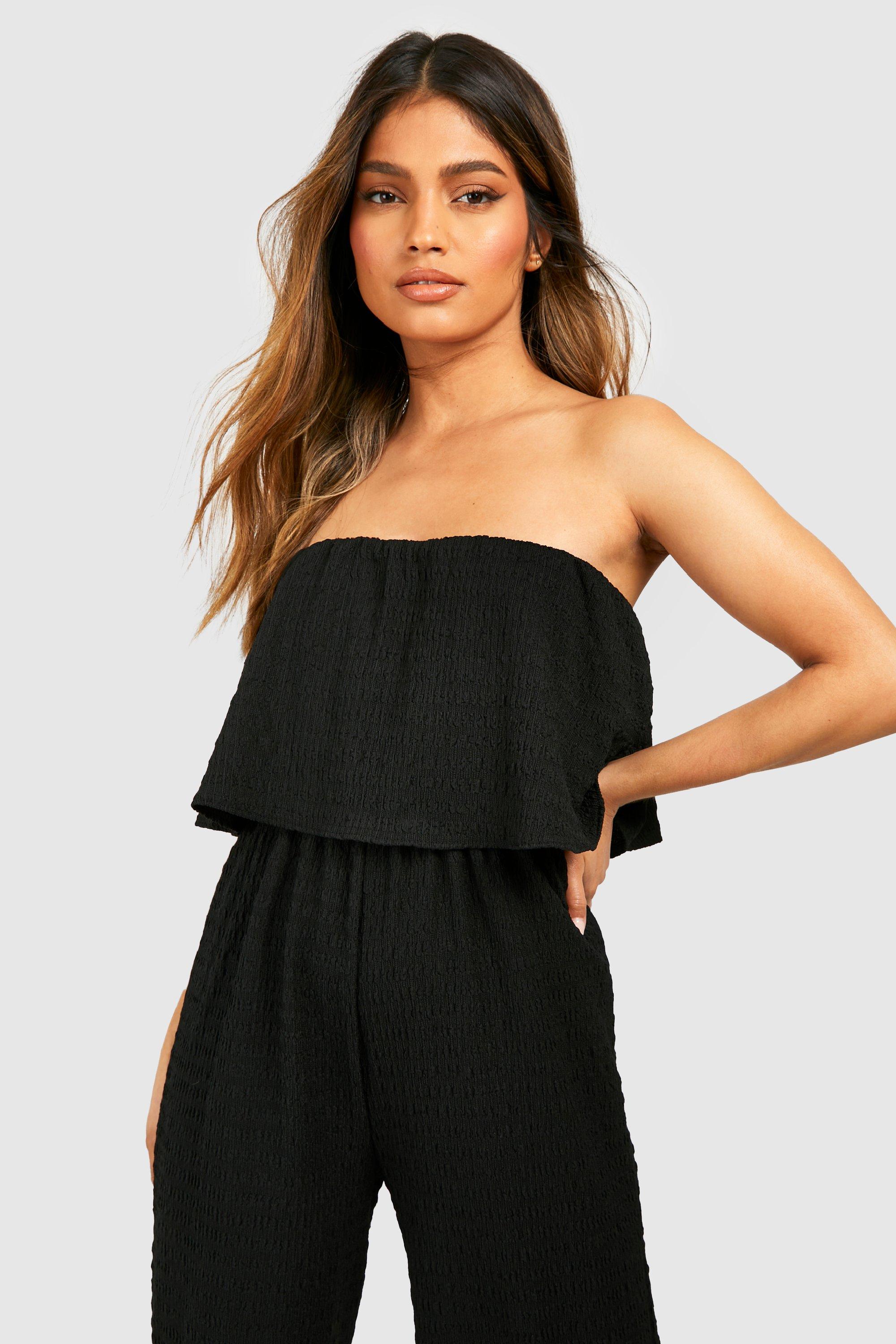Strukturierter Bandeau Culotte Jumpsuit mit Ruschen boohoo DE