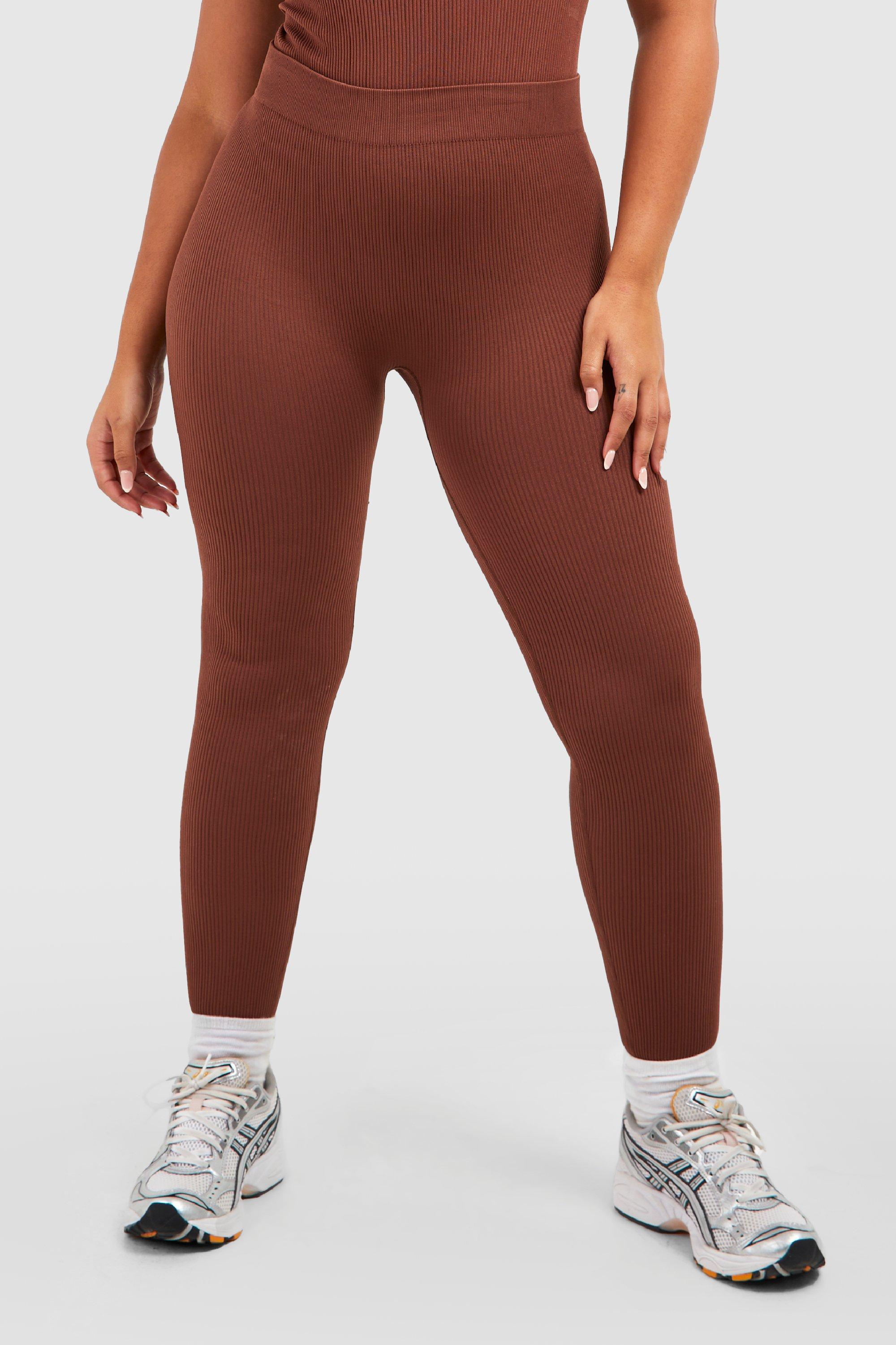 https://media.boohoo.com/i/boohoo/gzz51858_chocolate_xl_3/female-chocolate-plus-structured-seamless-contour-ribbed-leggings