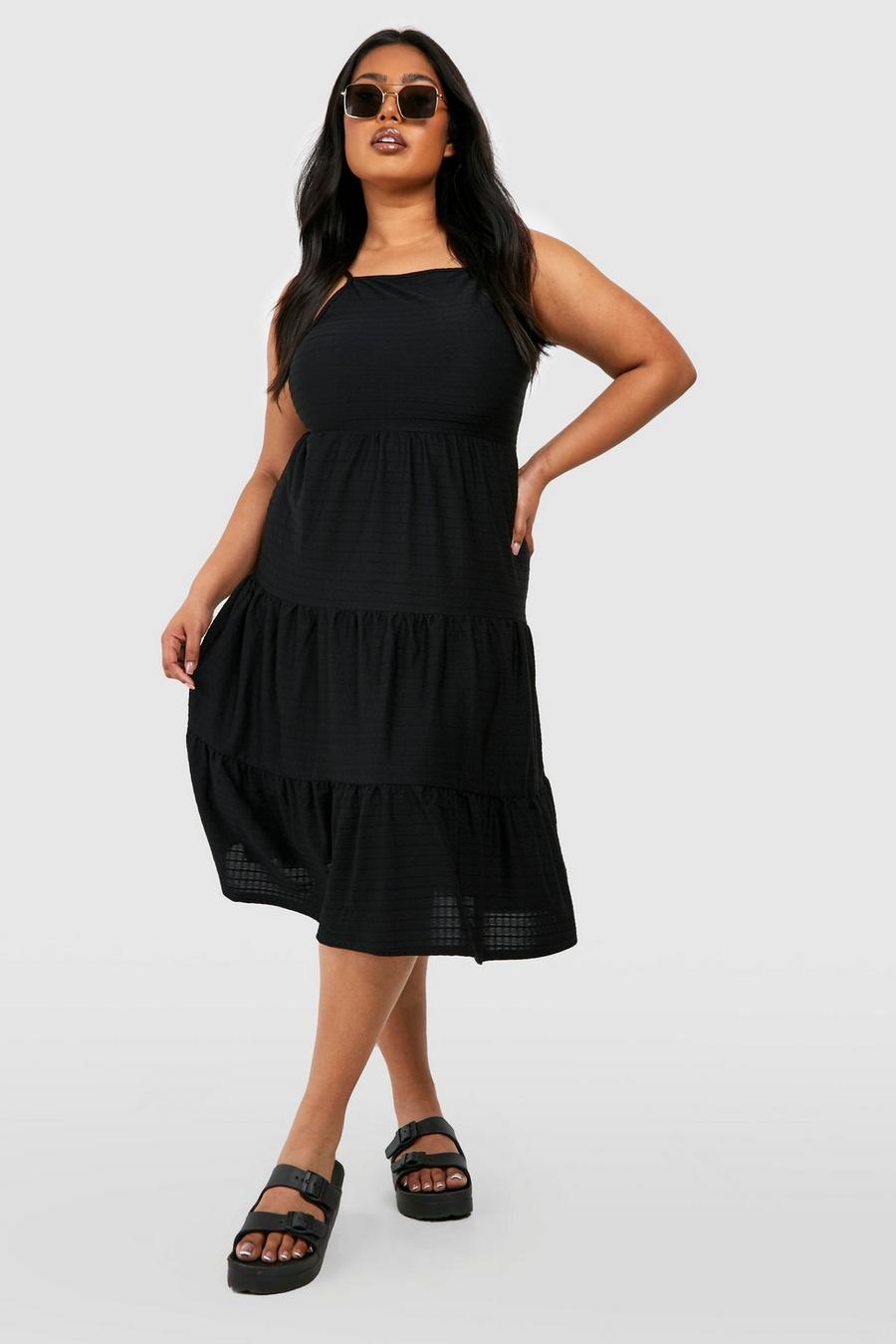 Black Plus Textured Tiered Midaxi Dress image number 1
