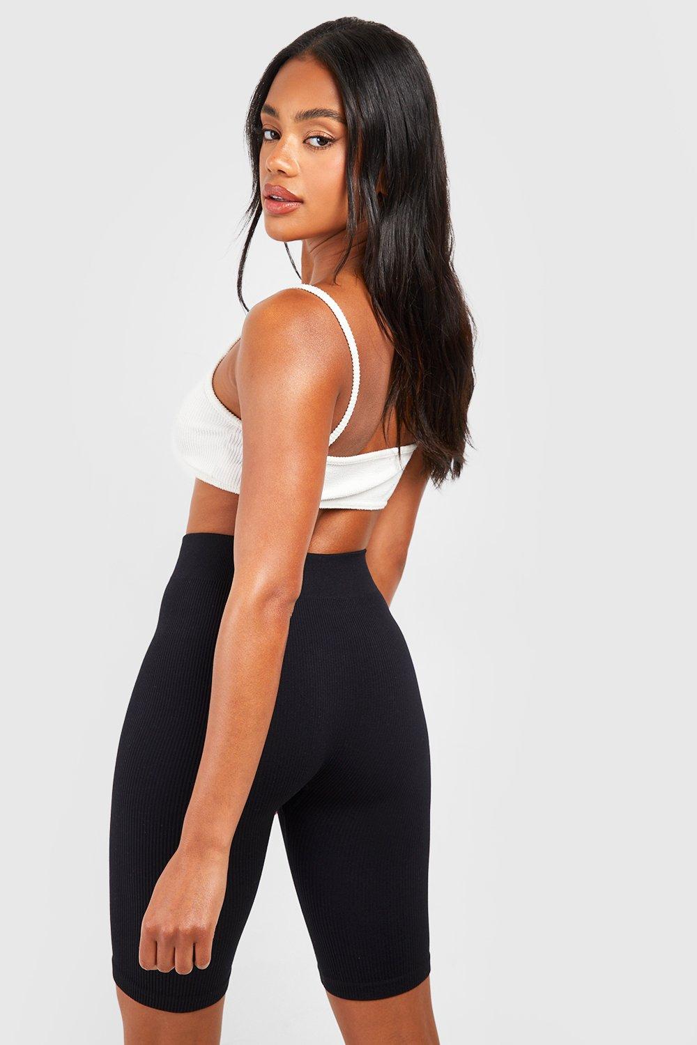 Boohoo Seamless Contour Rib Top in Black