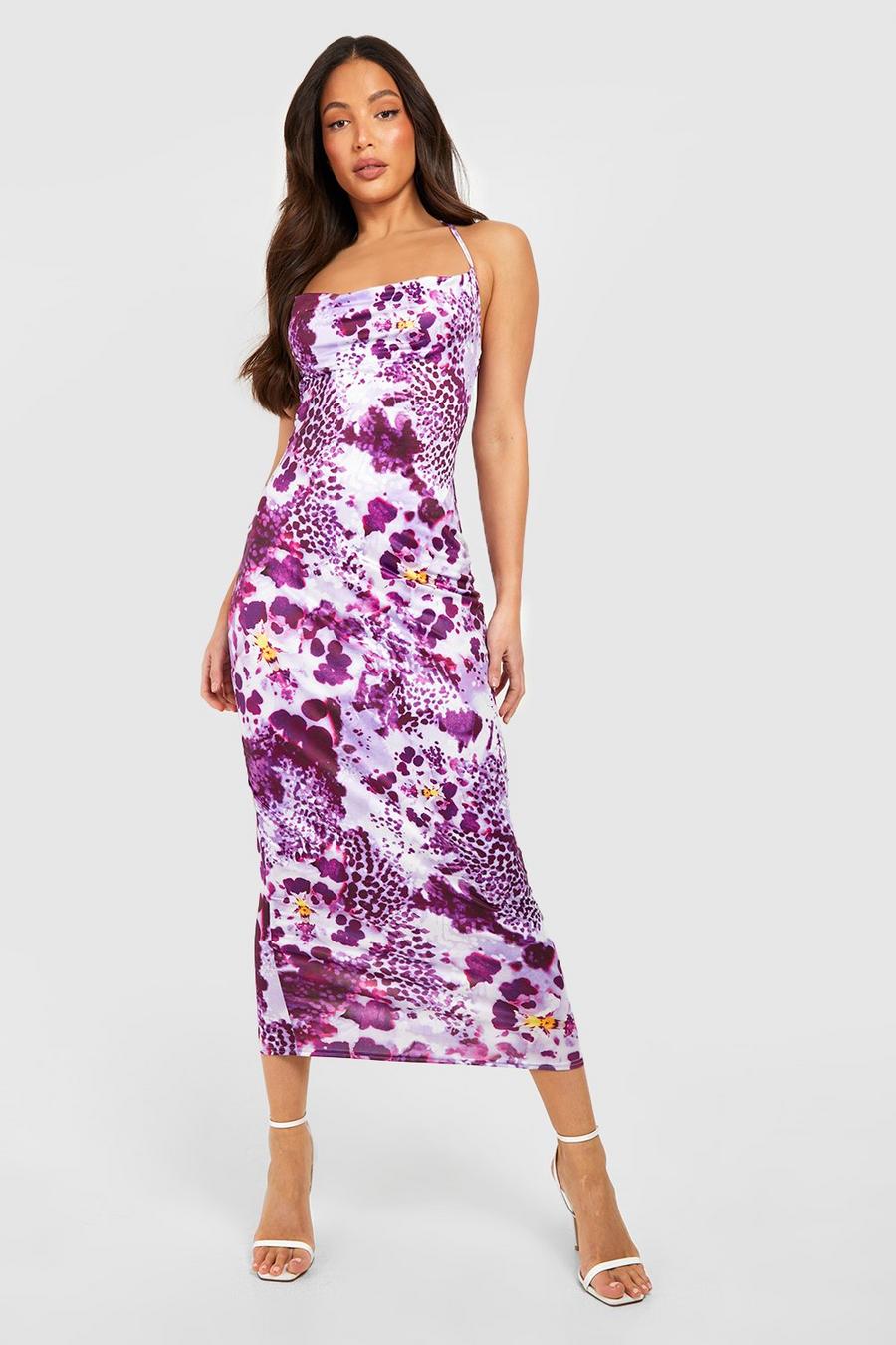 Lilac purple Tall Blommig lila långklänning med drapering