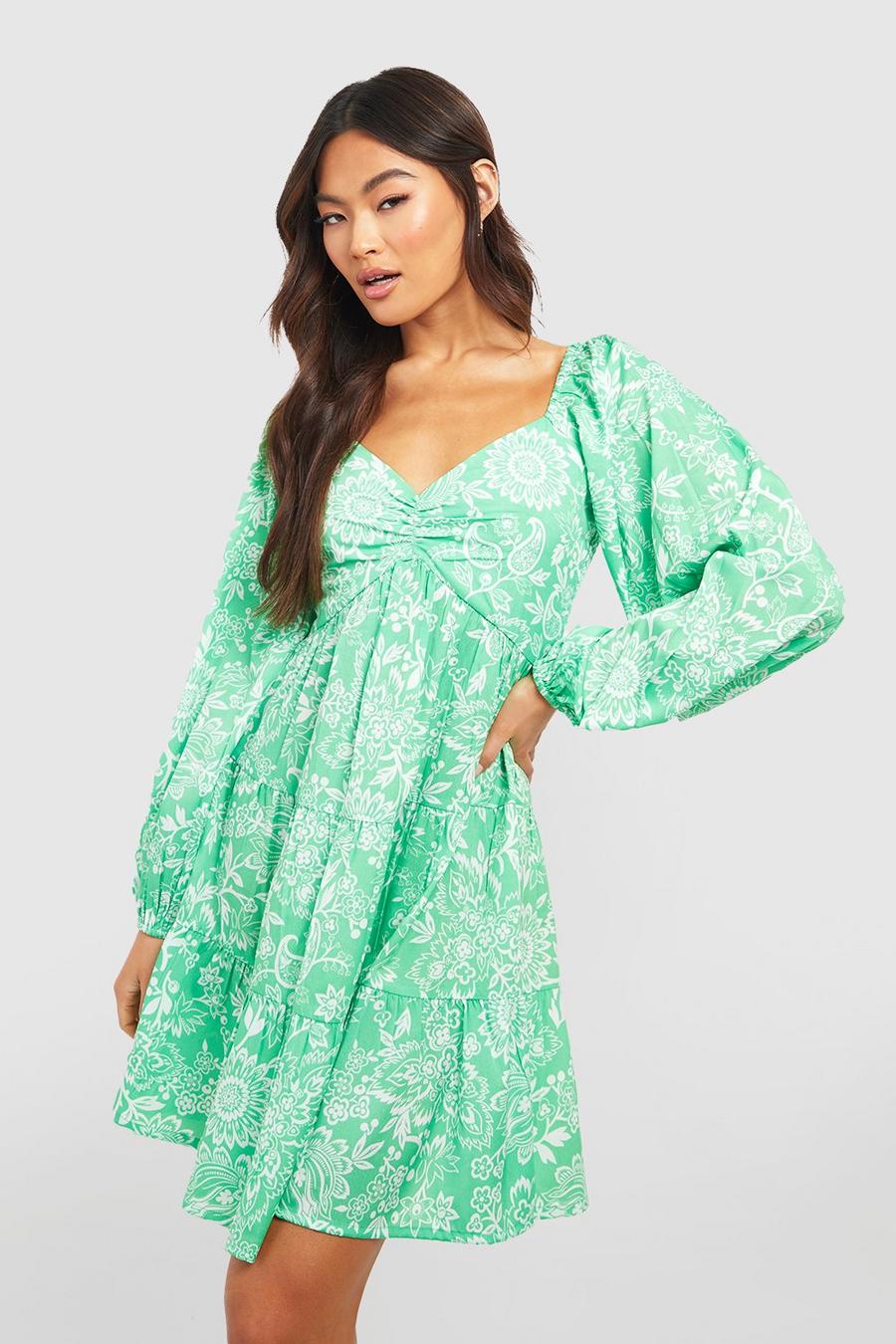 Green Blommig långärmad kort klänning image number 1