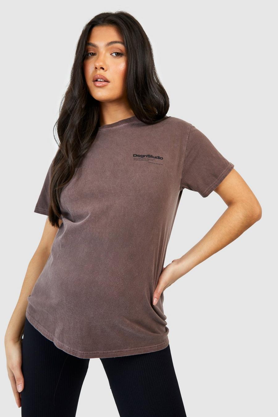 Chocolate brown Maternity Pocket Dsgn Studio Washed T-Shirt image number 1