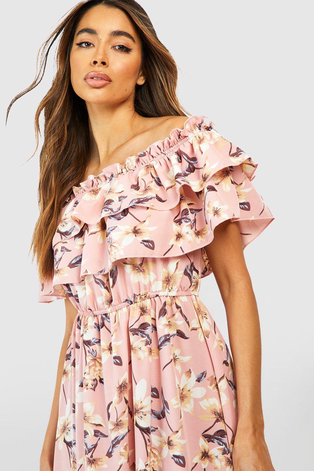 Boohoo floral off outlet the shoulder dress