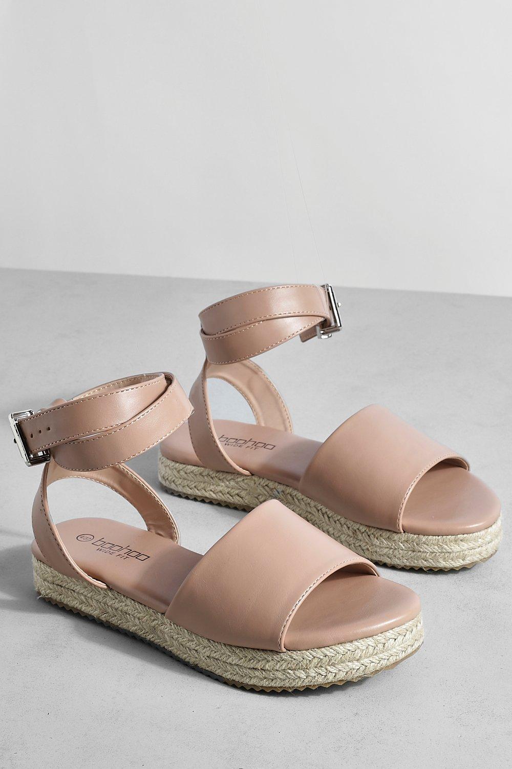 Flatform sandals clearance boohoo