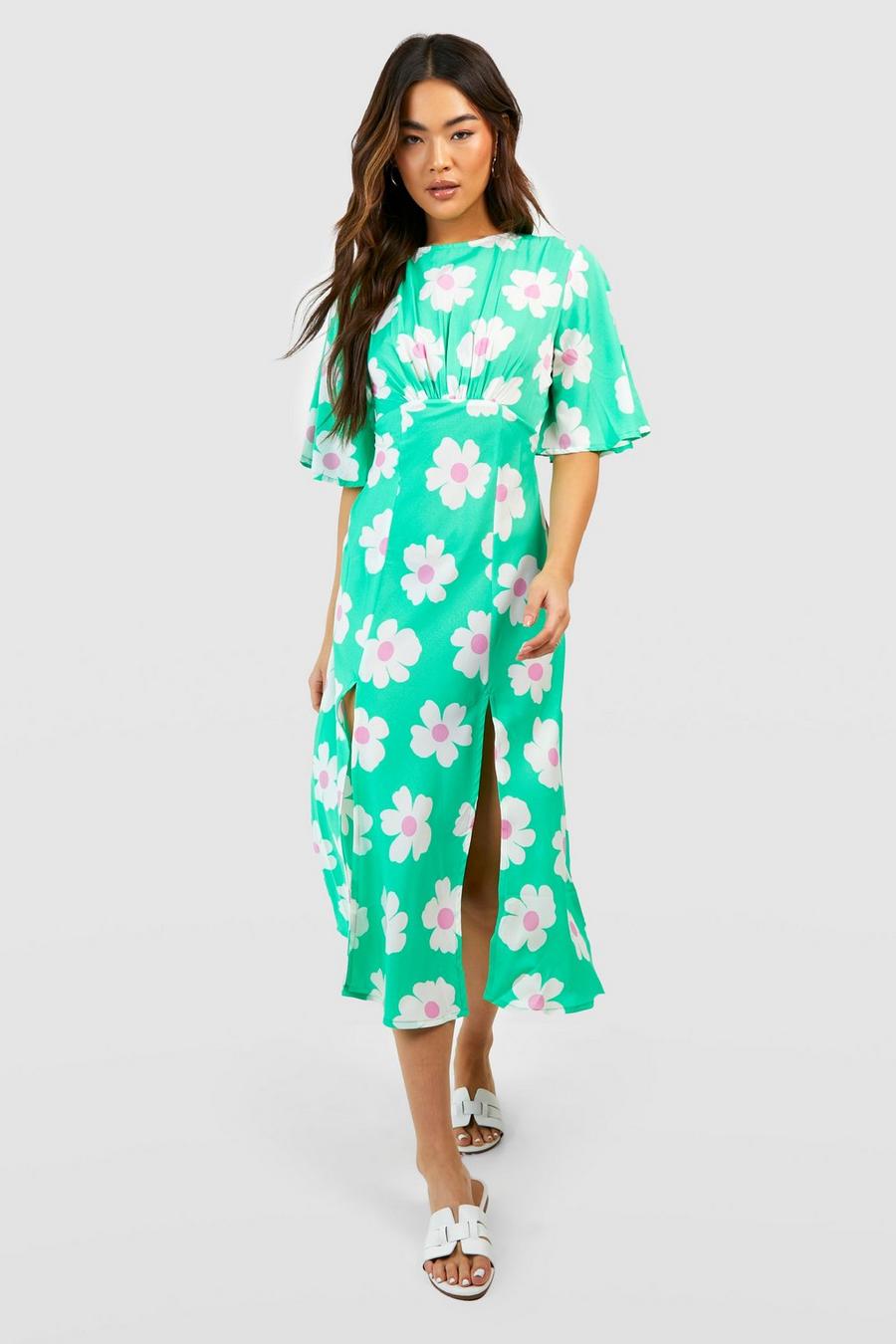 Green Daisy Street cami smock top and ruffle shorts pyjama set in lobster print co-ord image number 1