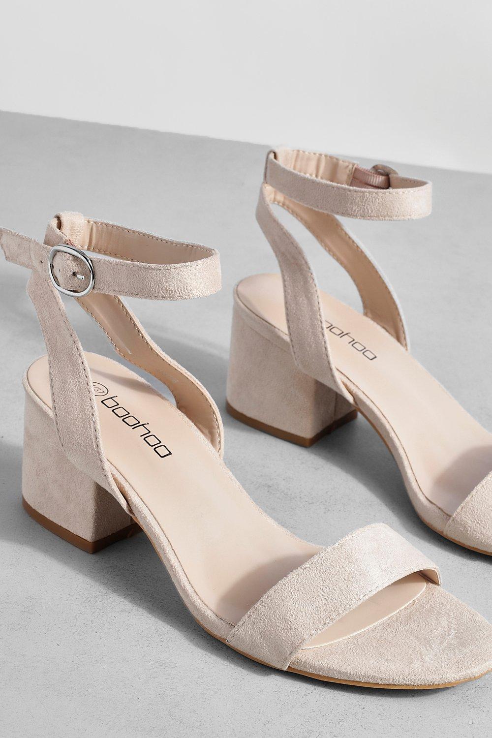 Sandales ouvertes petit talon carr boohoo