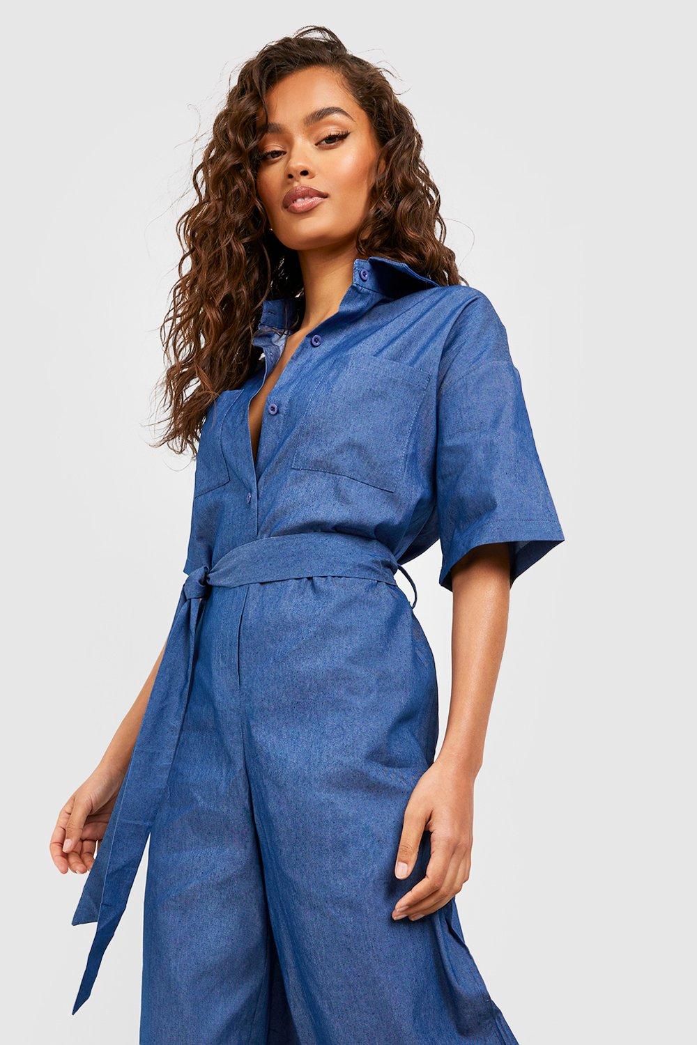 Tuta intera da lavoro in denim chambray a maniche corte boohoo