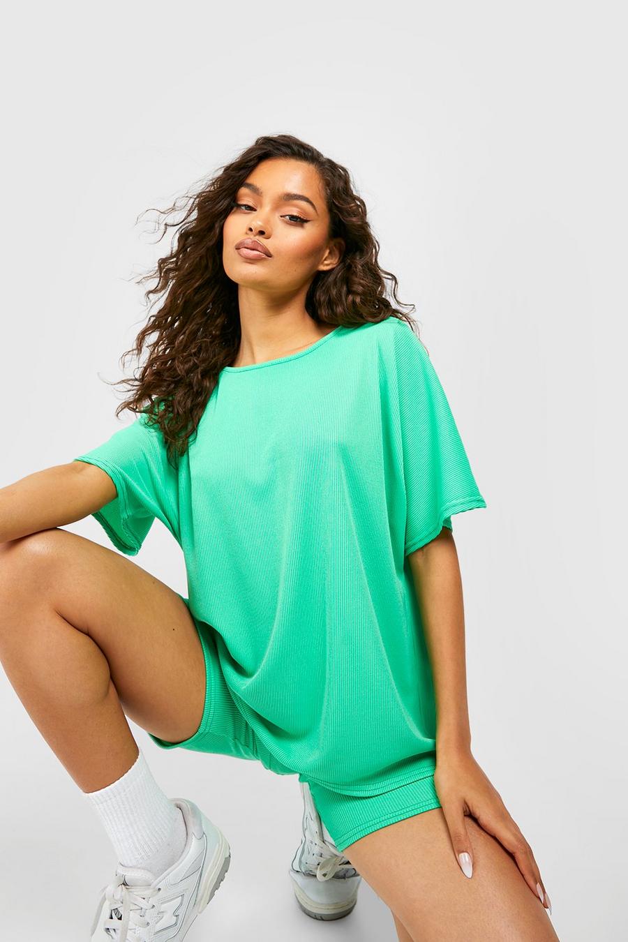 Bright green Oversized T-shirt & Cycling Shorts Set image number 1
