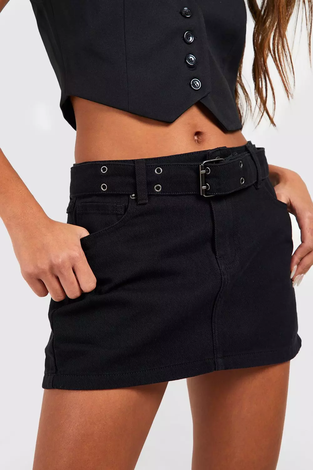 Belted denim mini skirt fashion