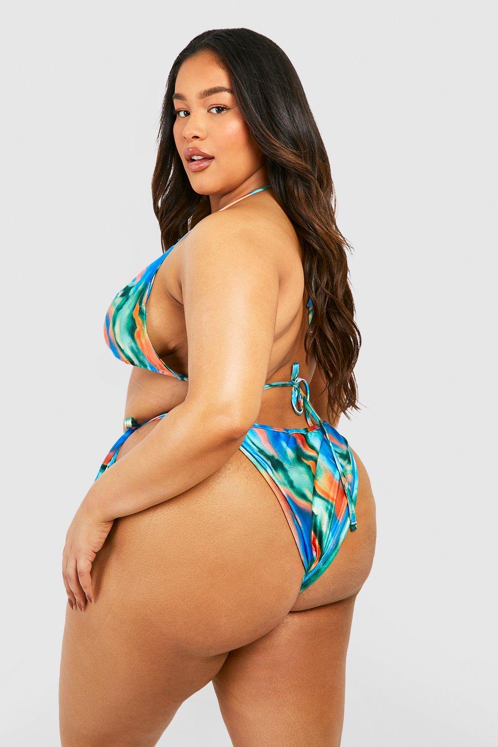 Plus Size Bikini Images – Browse 9,831 Stock Photos, Vectors, and