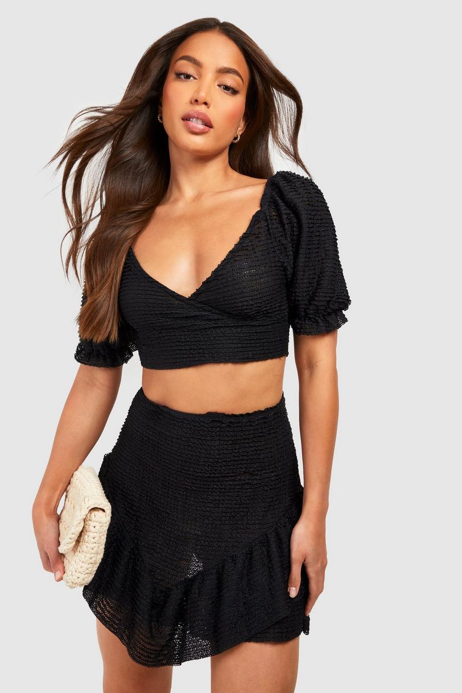 Black Tall Lacey Textured Puff Sleeve Crop Top image number 1