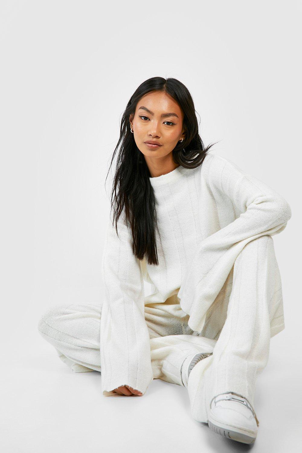 Soft Knit Wide Rib Sweater And Flares Knitted Two-Piece