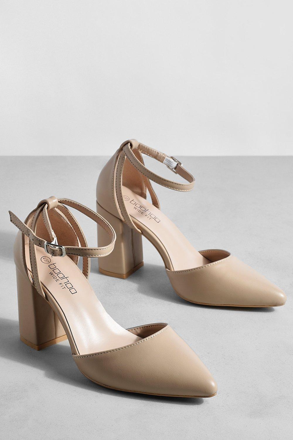 Nude deals court wedges