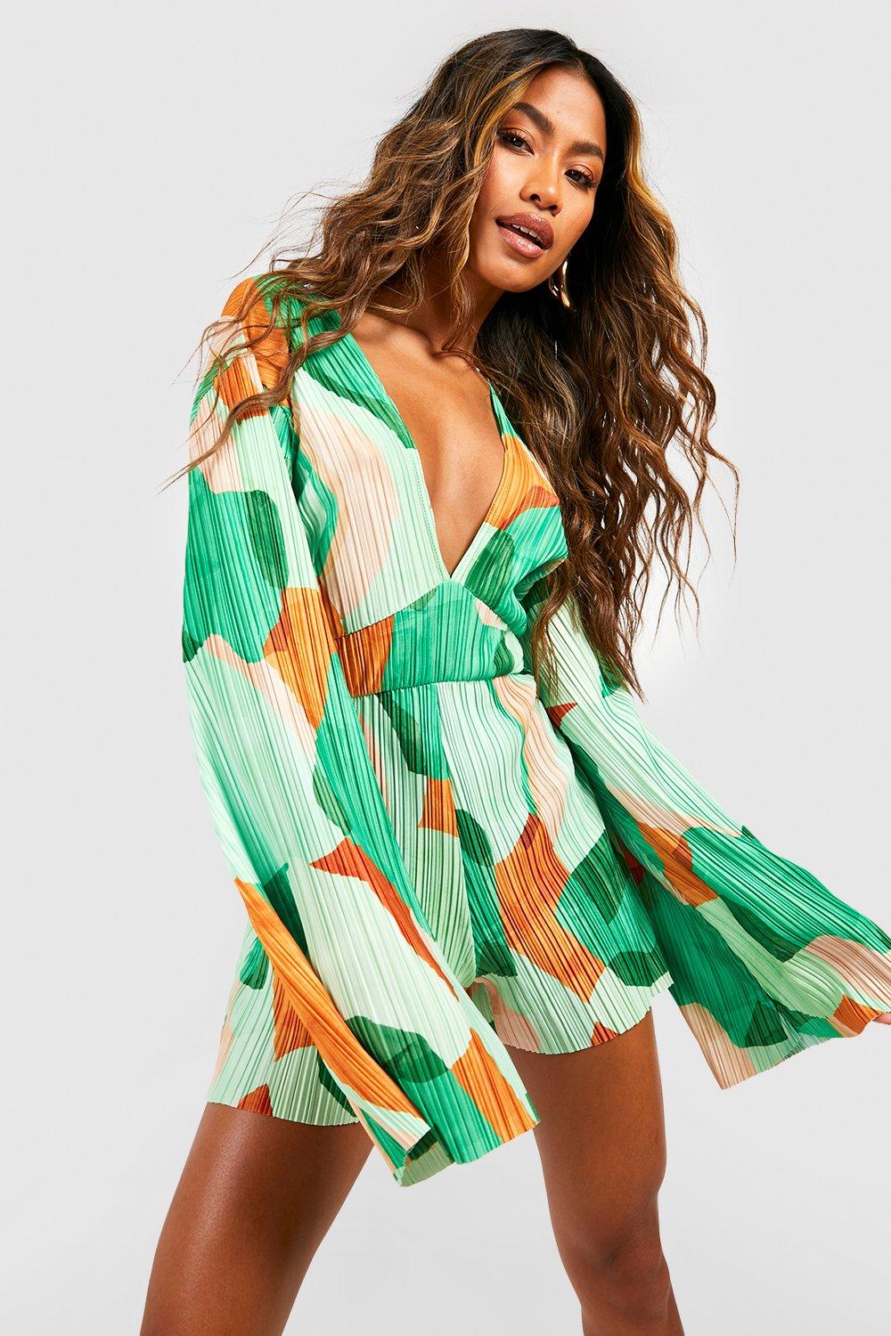 Flared store sleeve playsuit