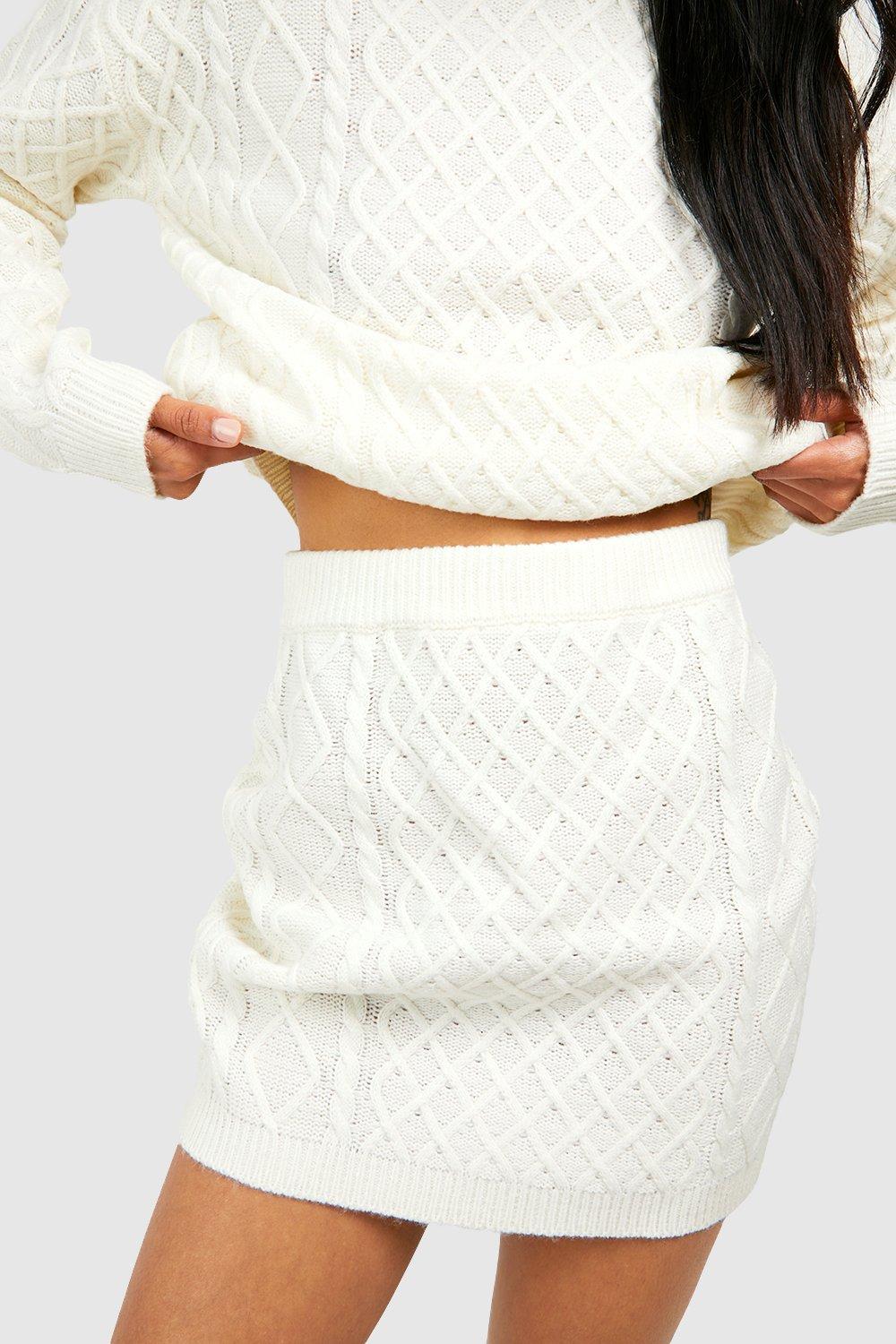 Ensemble en maille torsadee avec pull et mini jupe boohoo FR