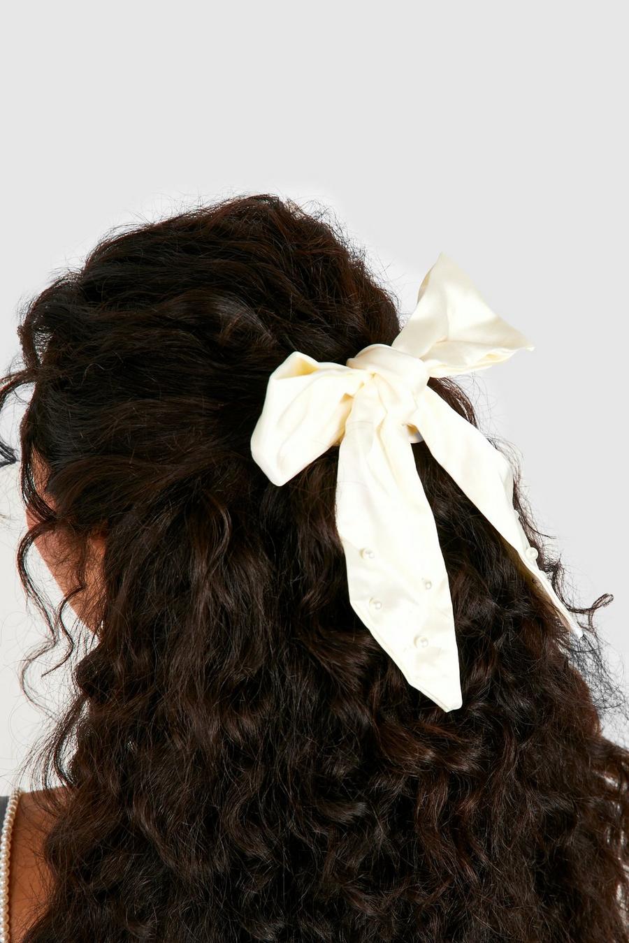 Oversized Pearl Satin Cream Bow image number 1