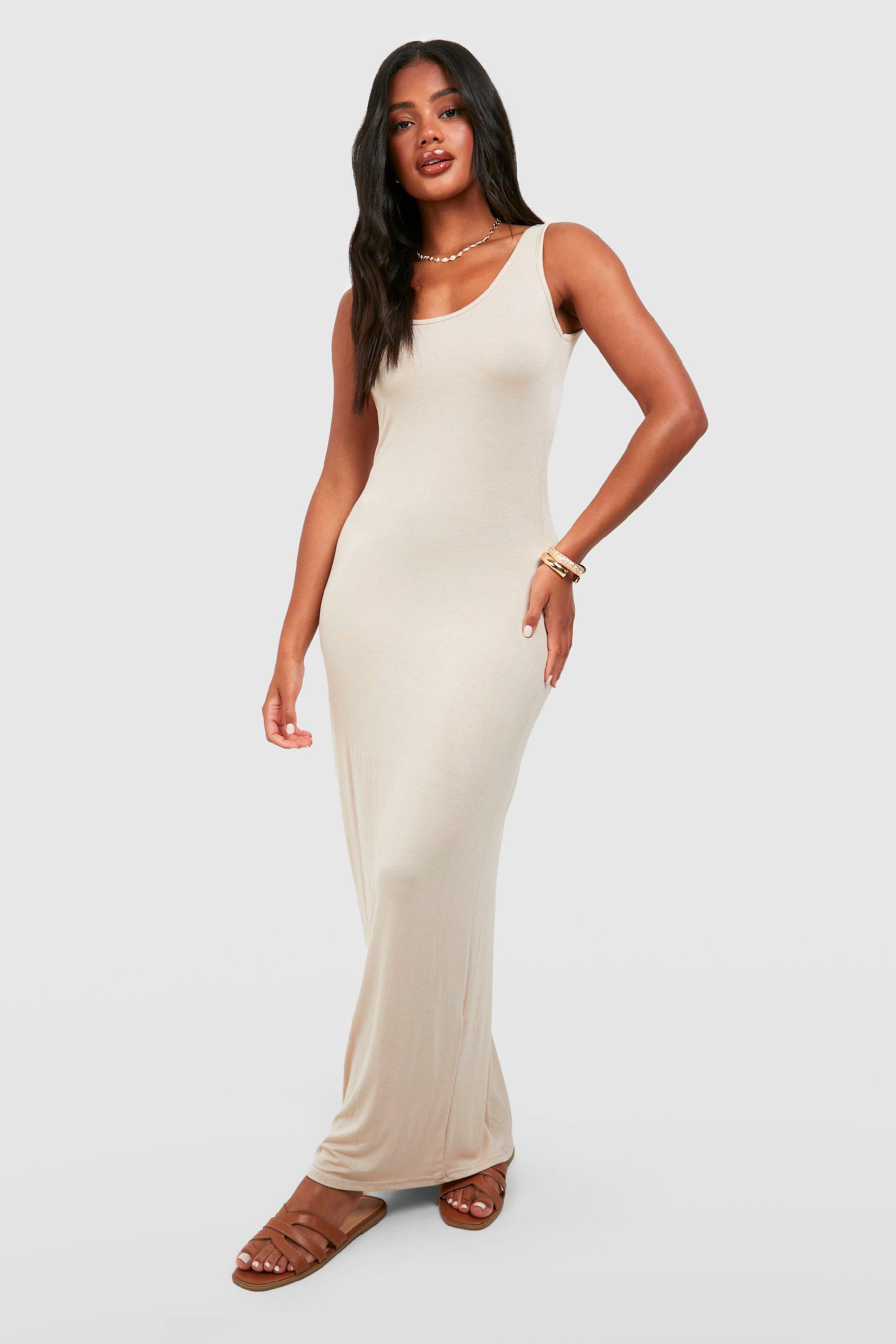 Petite Basic Scoop Neck Maxi Dress boohoo USA